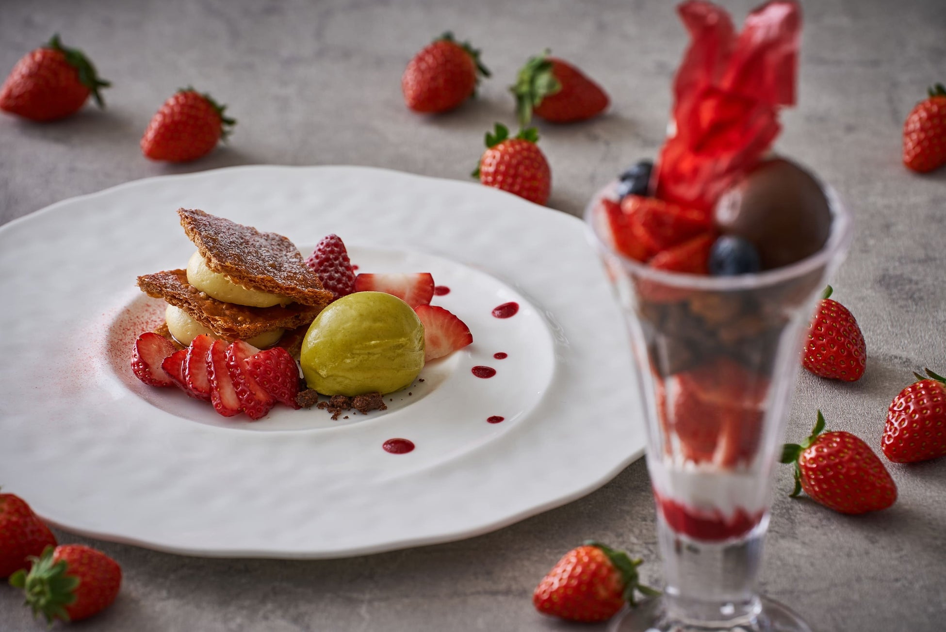 いちごのアフタヌーンティースイーツコース 「Fraise rouge et Chocolat」(品川プリンスホテル)