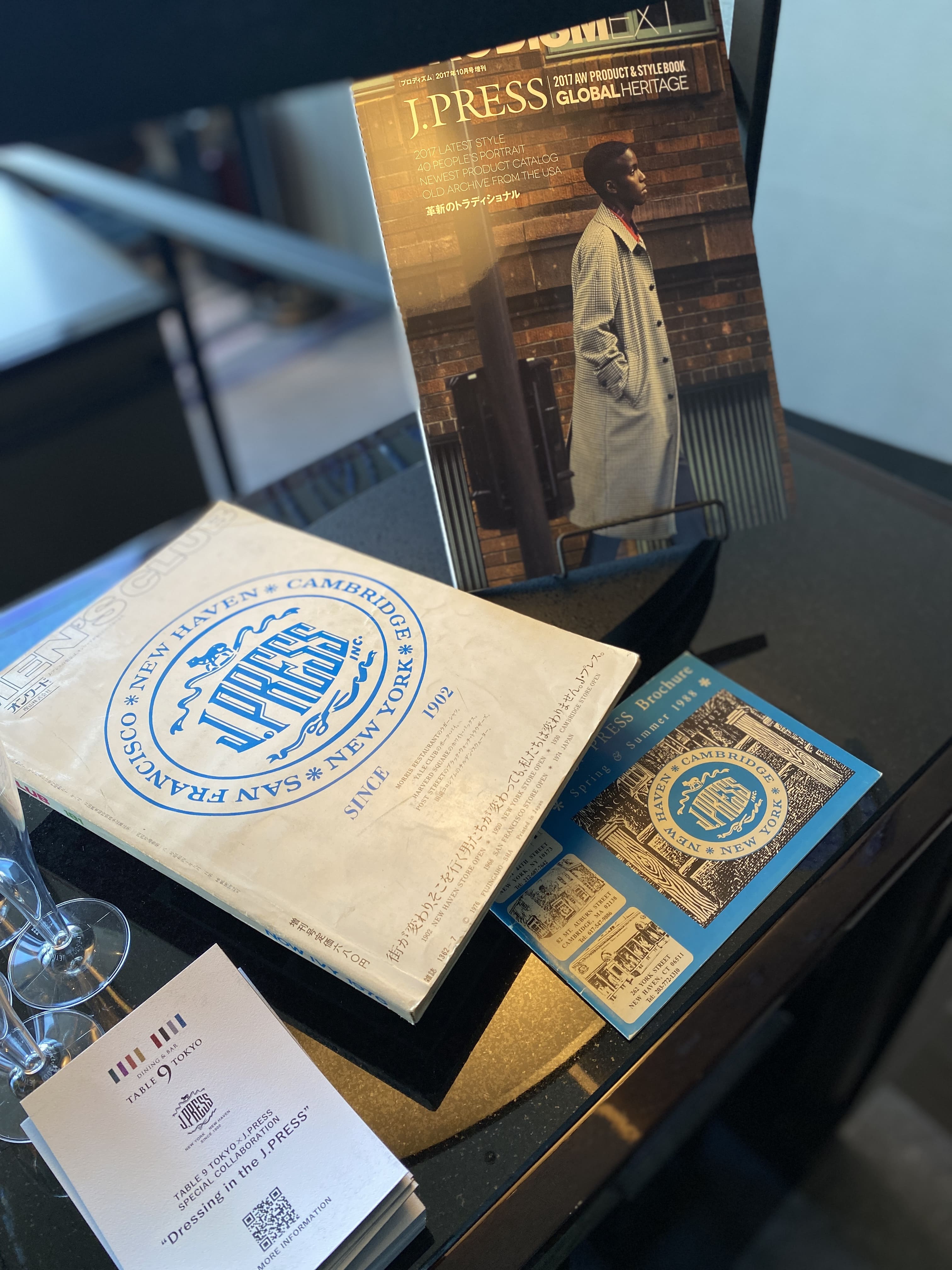 貴重なアーカイブ商品の展示（品川プリンスホテル）