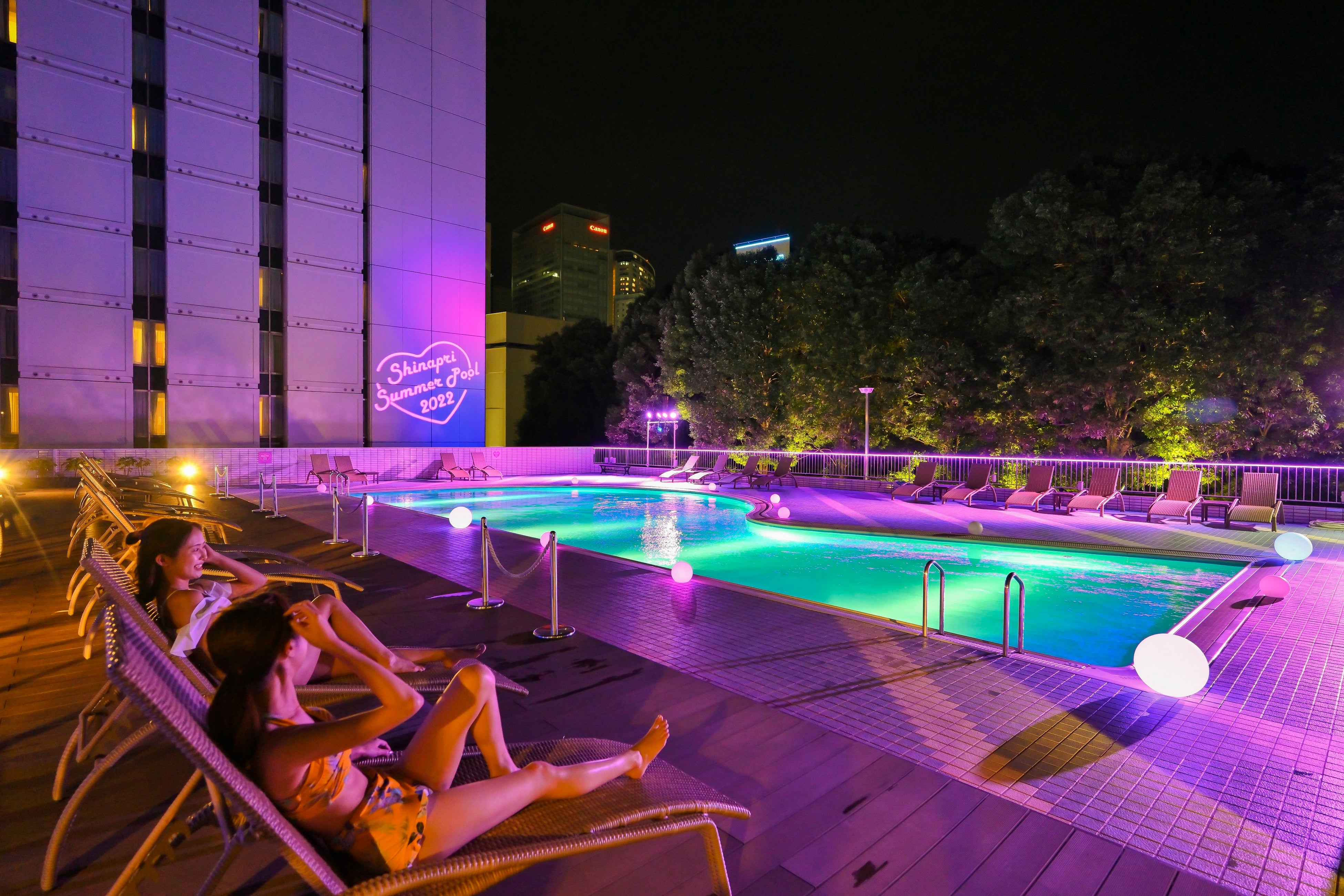 ナイトプール（品川プリンスホテル）