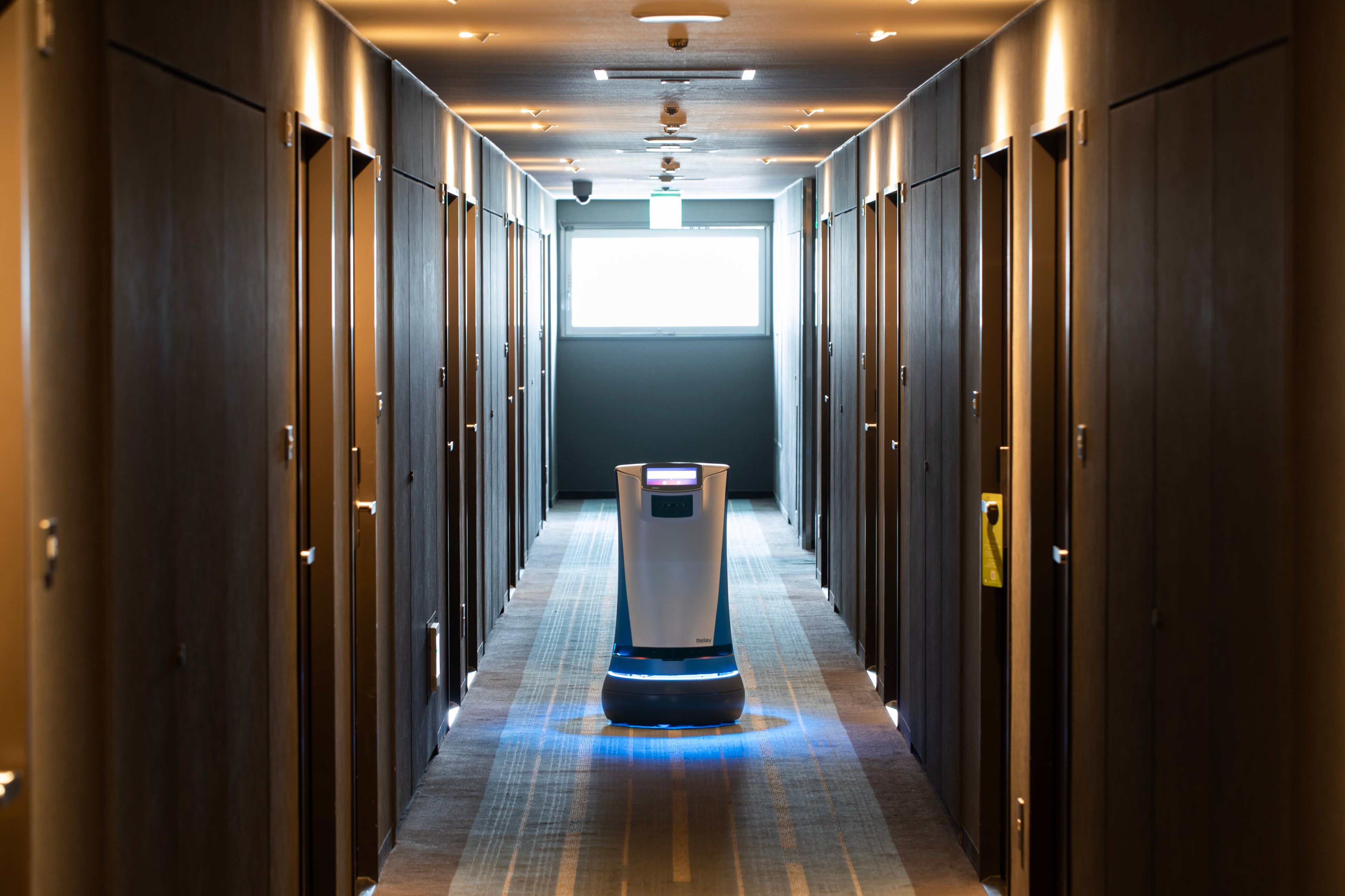 非接触型のプライバシーに配慮したデリバリーサービス（品川プリンスホテル Nタワー）