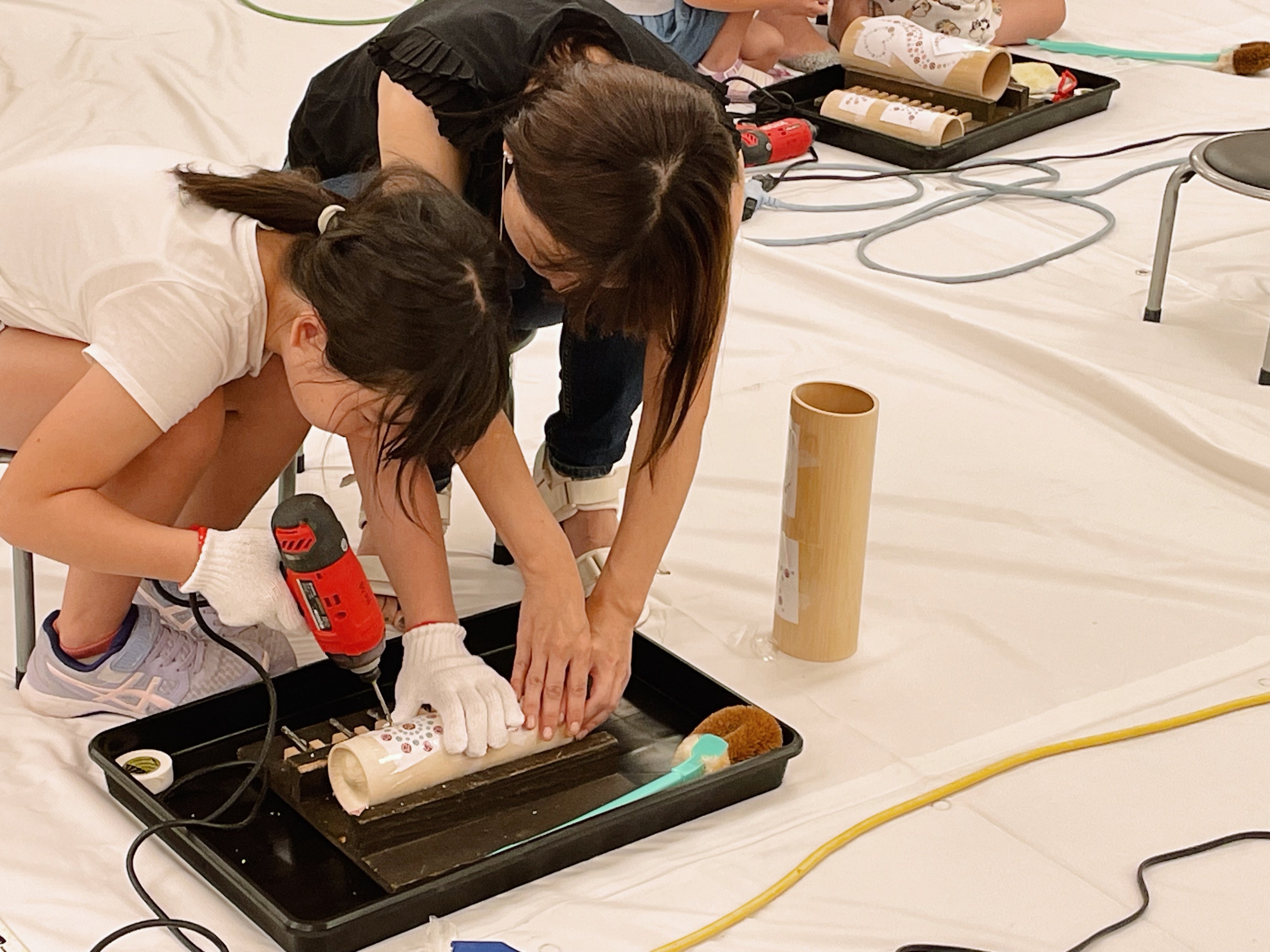 7月に実施した「親子で竹あかりワークショップ」