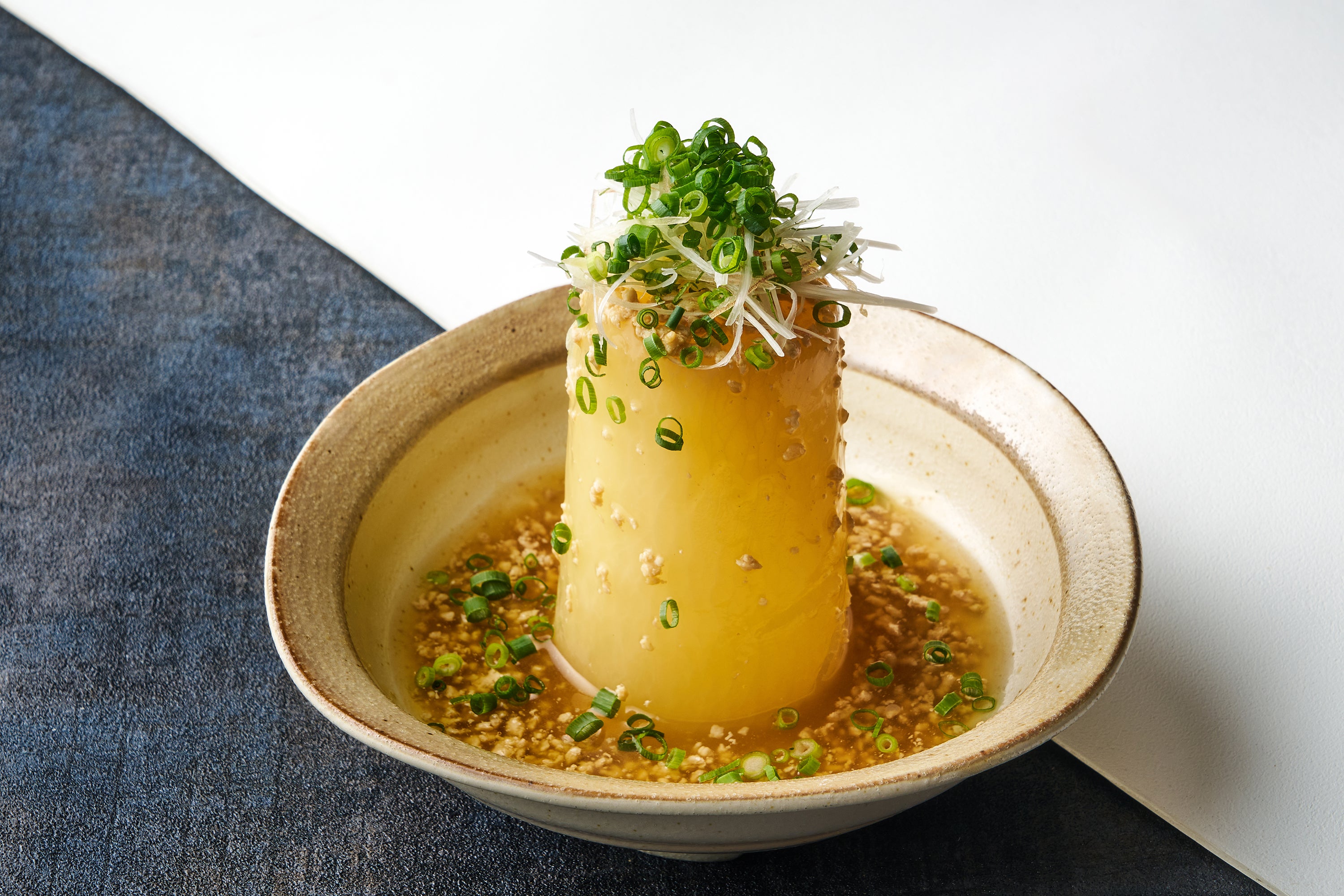 風呂吹き大根タワーそぼろ餡　ネギまみれ（品川プリンスホテル）