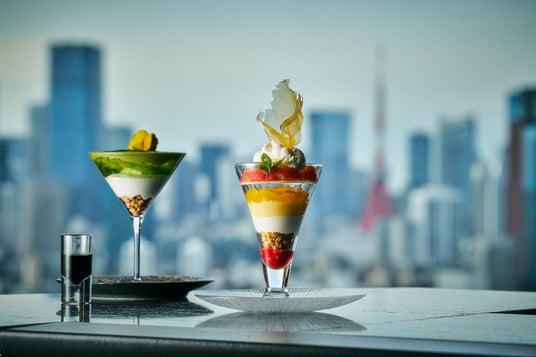 【品川プリンスホテル】夜景とともに味わう“大人のご褒美”『〆パフェ~甘美な余韻のご褒美~』を販売 【品川プリンスホテル】夜景とともに味わう“大人のご褒美”『〆パフェ~甘美な余韻のご褒美~』を販売