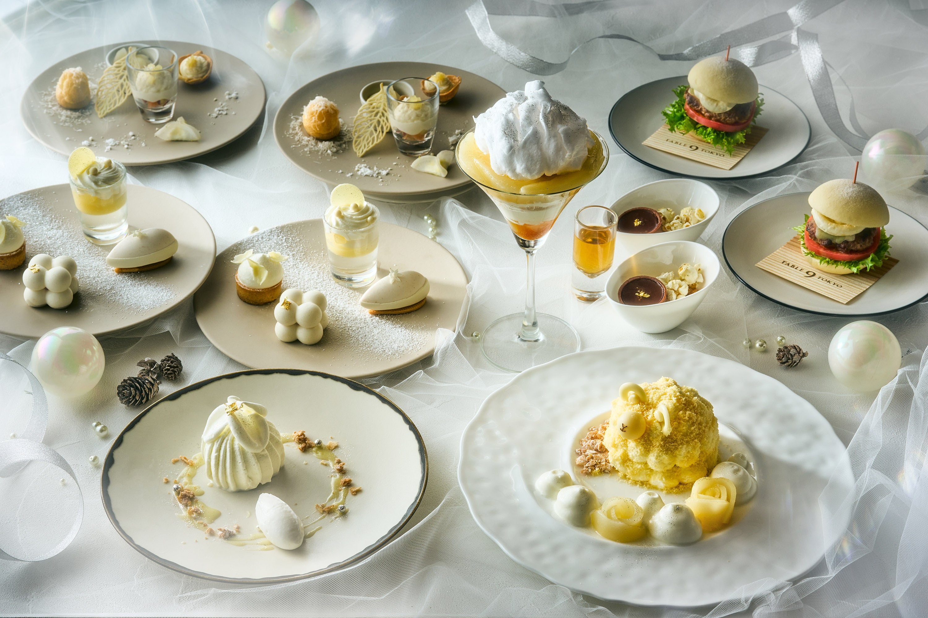「クリスマスケーキ＆ホリデースイーツ2026」