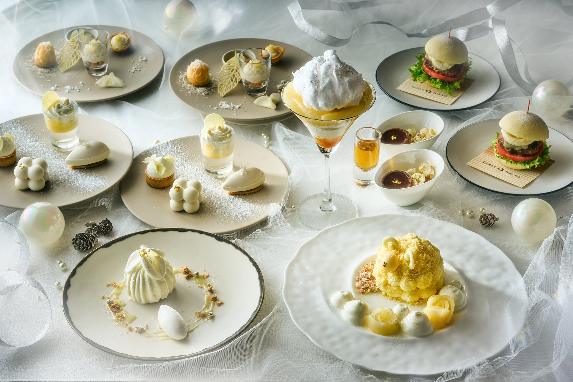 「クリスマスケーキ&ホリデースイーツ2026」