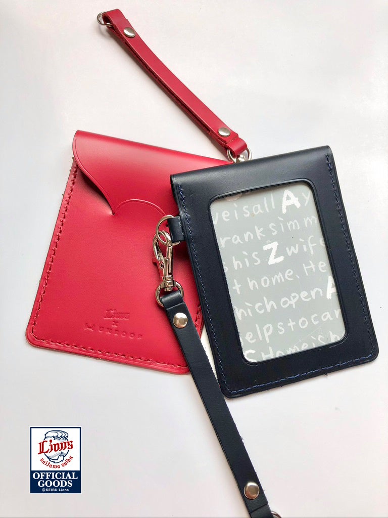 商品名：本革ヘルプマーク対応パスケース／価格：2,750円（税込）／カラー：ネイビー、レッド