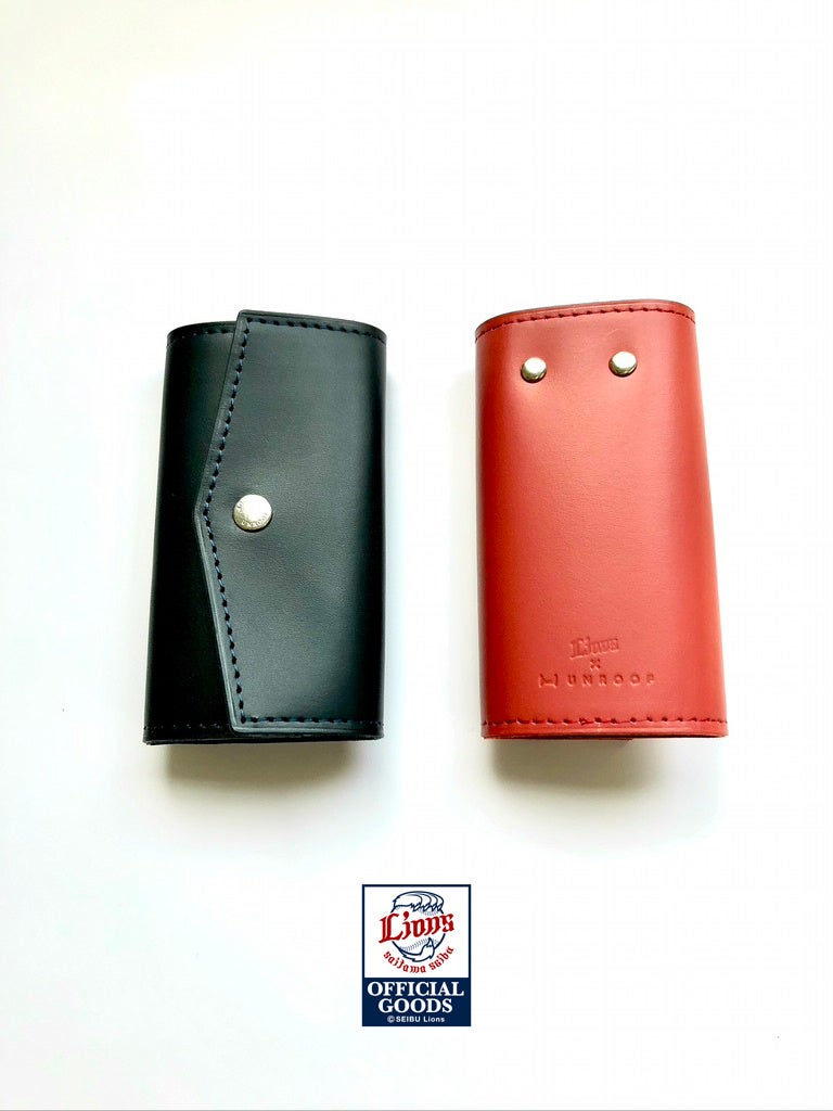 商品名：本革キーケース／価格：6,600円（税込）／カラー：本体–ネイビー