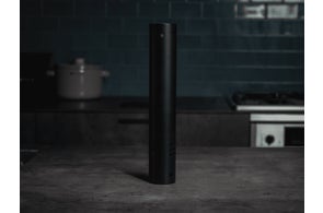 シリーズ第三弾・家庭用低温調理器「BONIQ 2.0」 歴代BONIQ、クラウド シリーズ第三弾・家庭用低温調理器「BONIQ 2.0」 歴代BONIQ、クラウド