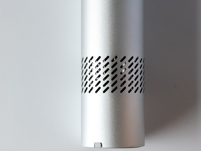 穴の形状も変更し、内部が見えにくく意匠度もアップ