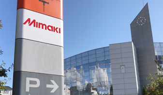 写真① 建物の外観