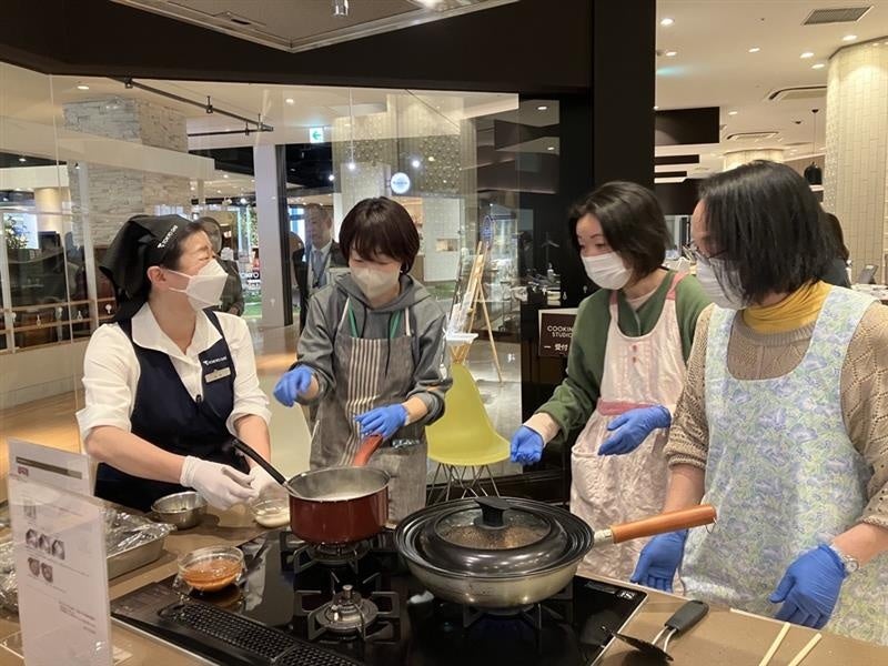 未病改善レシピの料理教室の様子