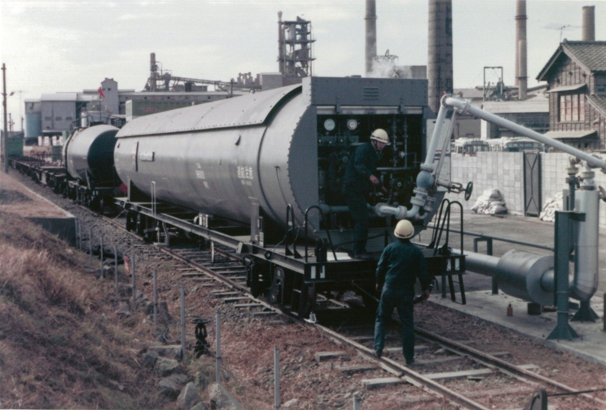 LNG運搬貨車　国鉄タム9600形貨車　LNG受入風景　昭和48年(1973)