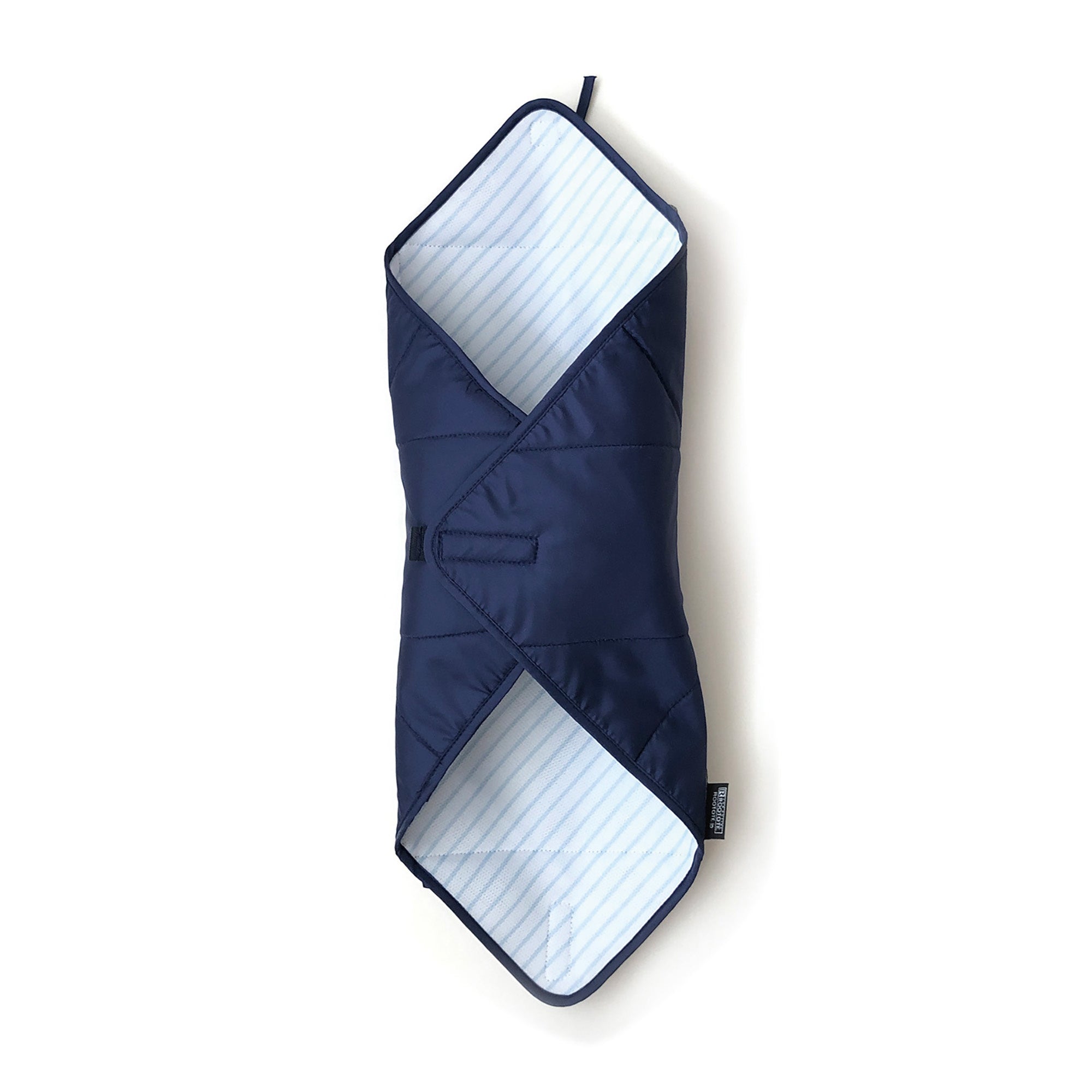 ②ランチBOXをつつんで