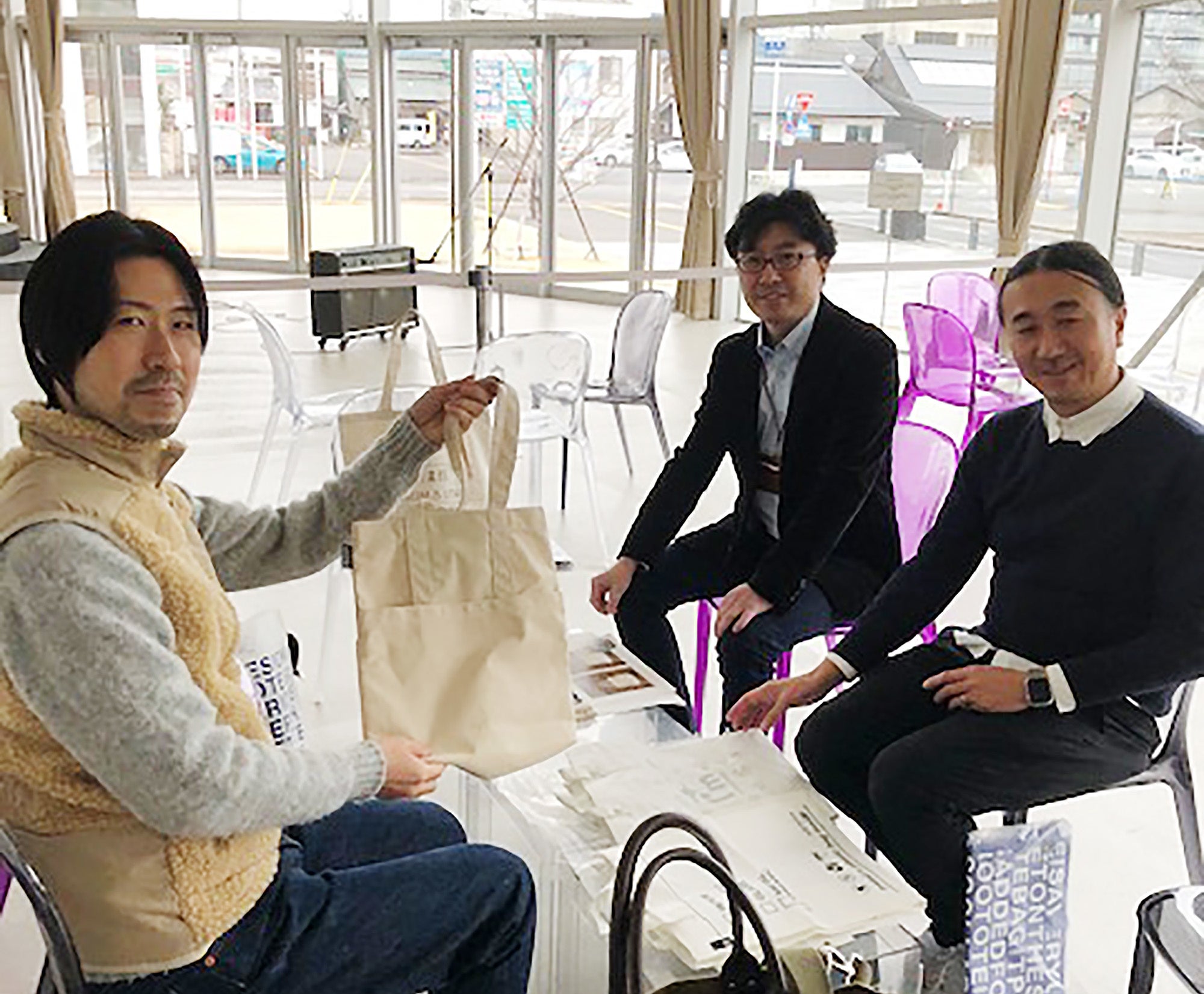 本が好き！】「本とトートでつながルー プロジェクト」ライブラリー