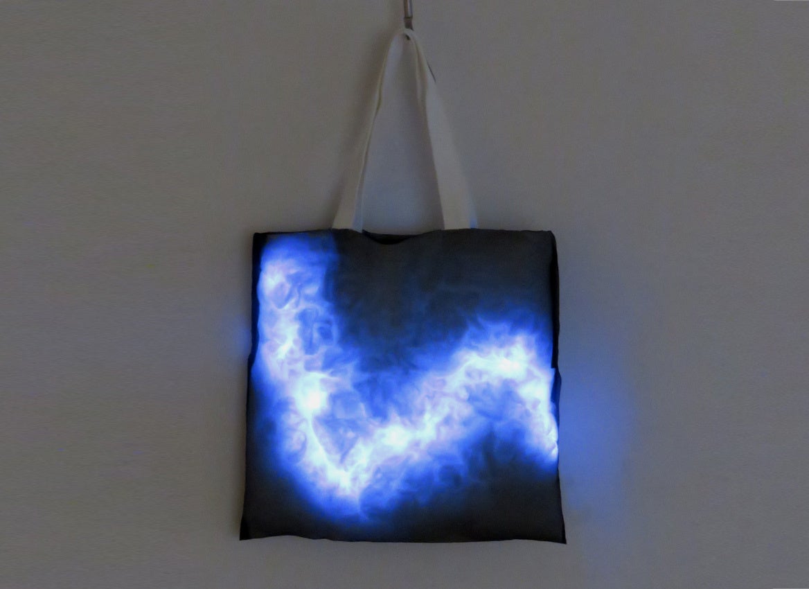 一般公募によるアートなトートバッグ作品のコンテスト！本年度