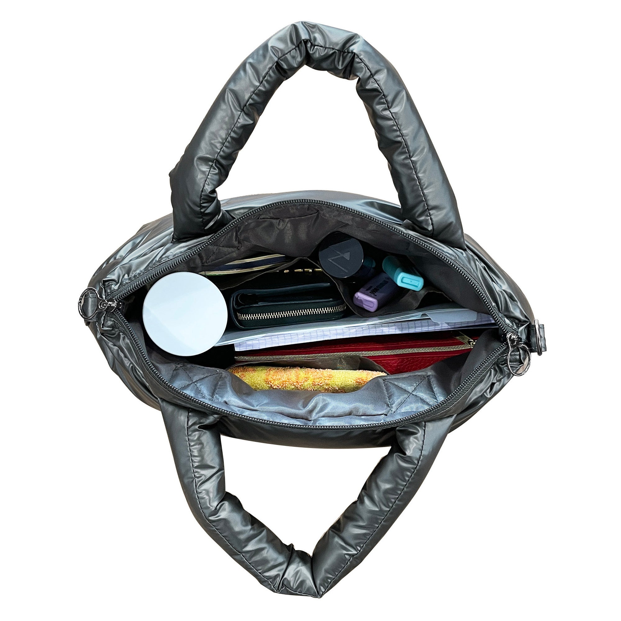 荷物の出し入れもスムーズ。