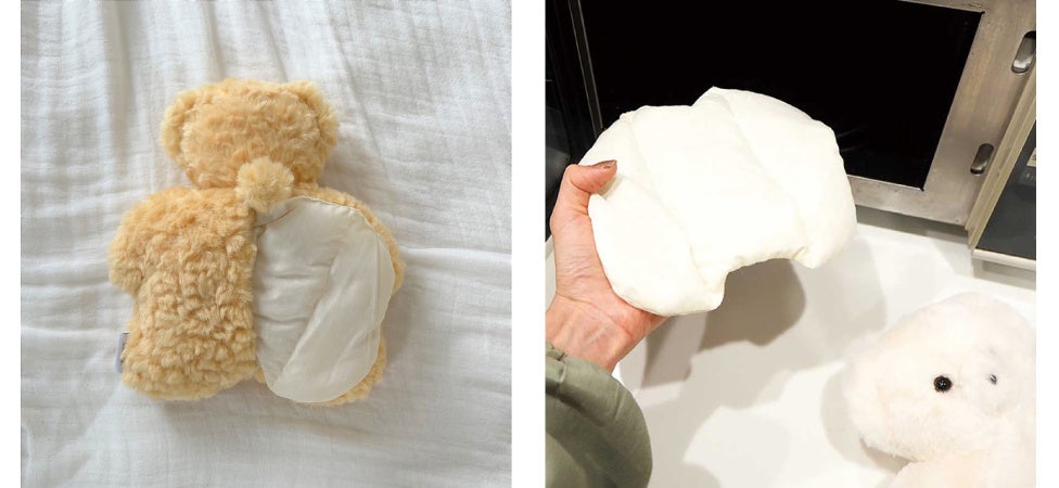 中の保温材を取り出して温めます