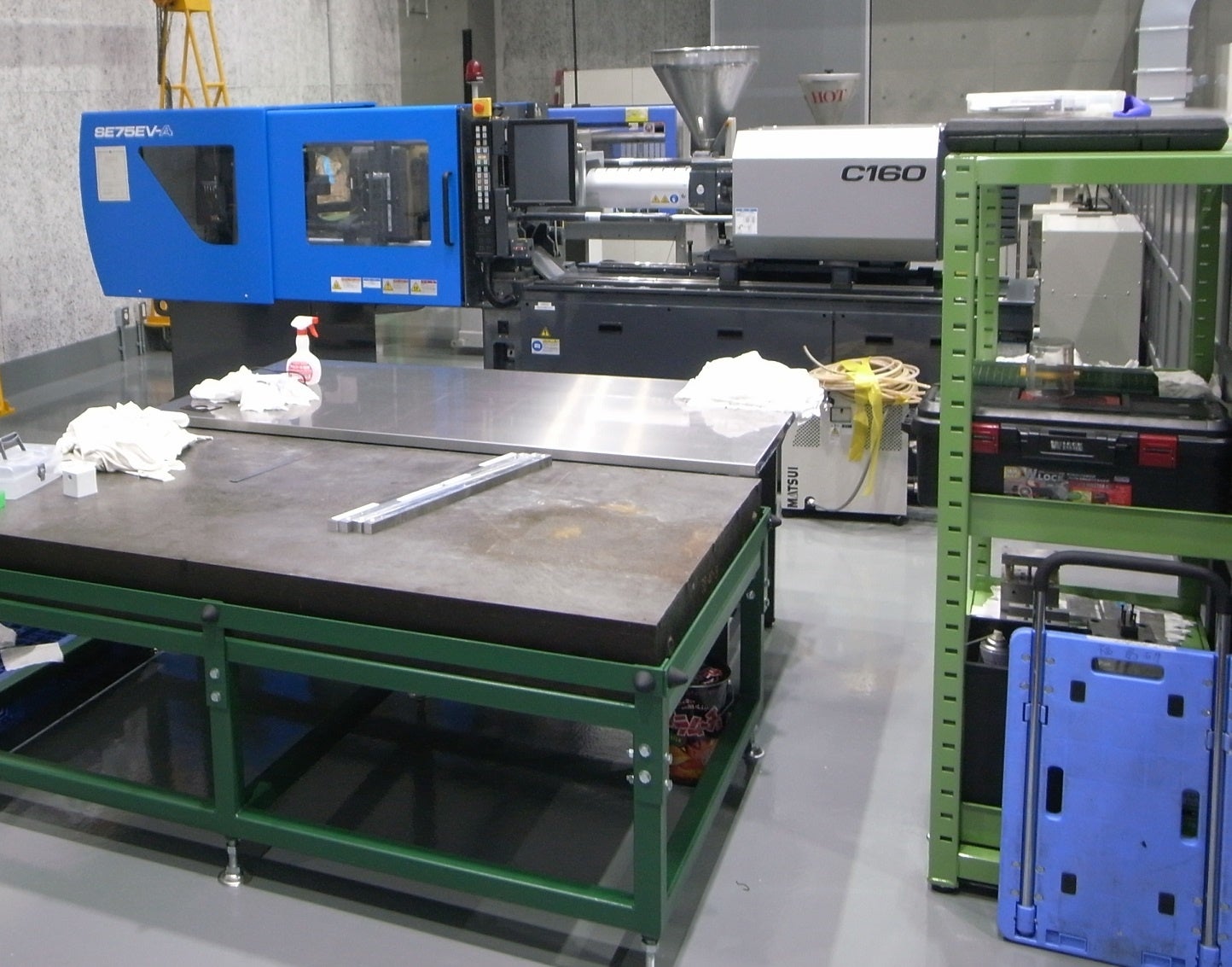 成形加工技術室