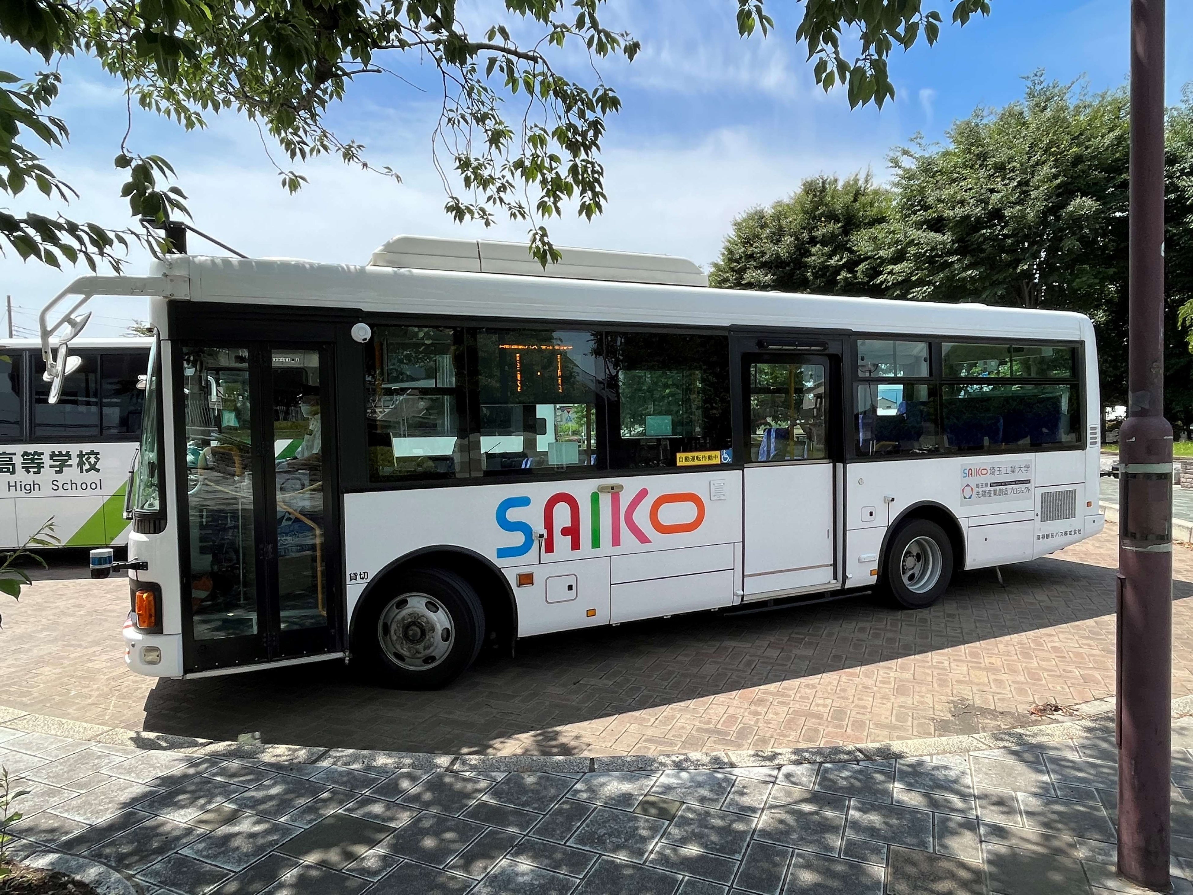 西新宿走行自動運転バス２