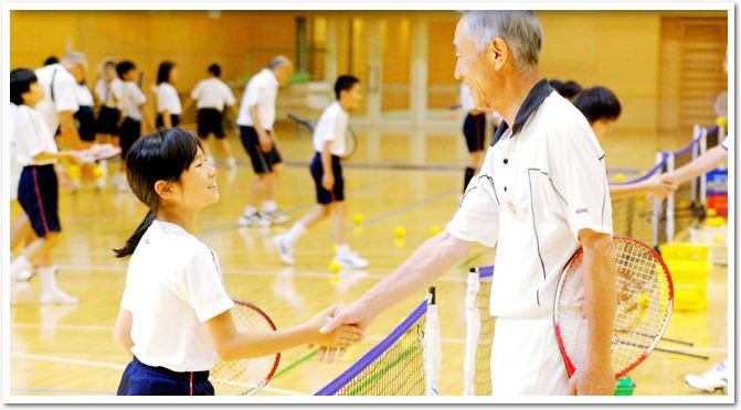 ITCテニススクールは「公益社団法人 マナーキッズプロジェクト」を応援しています。