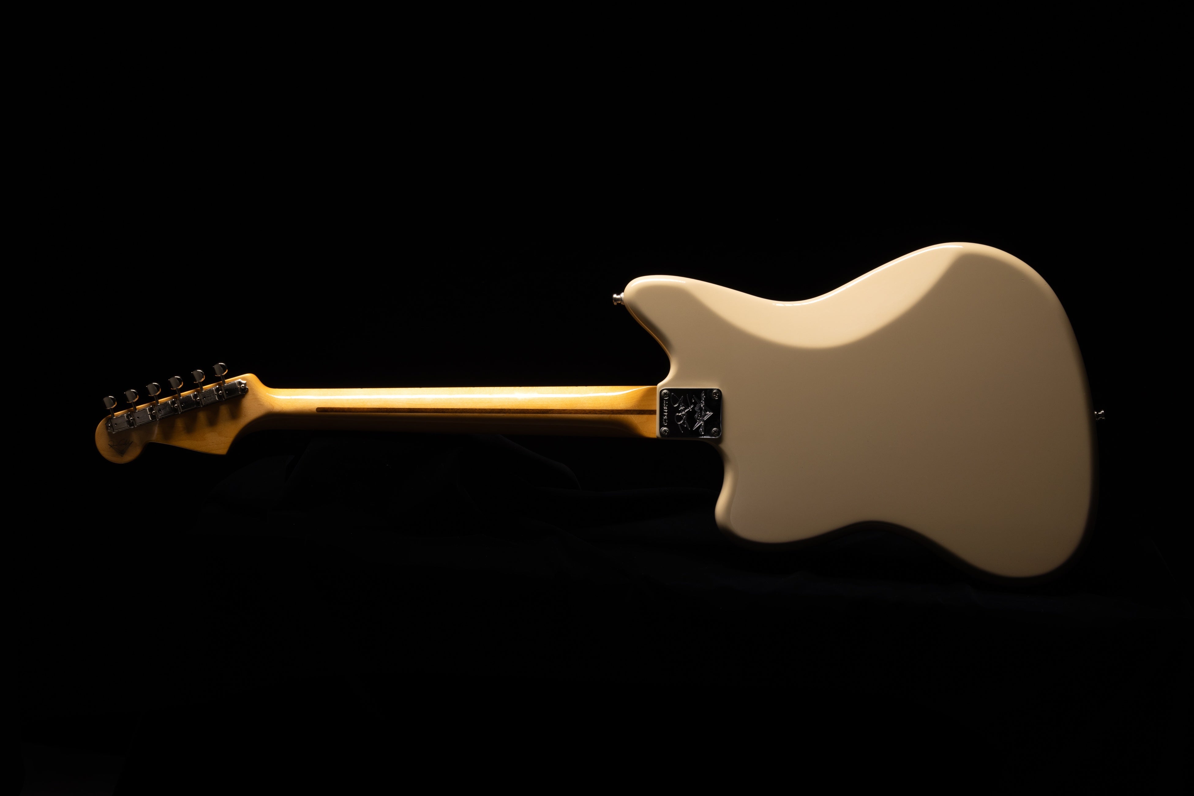 INORAN（LUNA SEA）の新シグネイチャーモデルFender Custom Shopから2