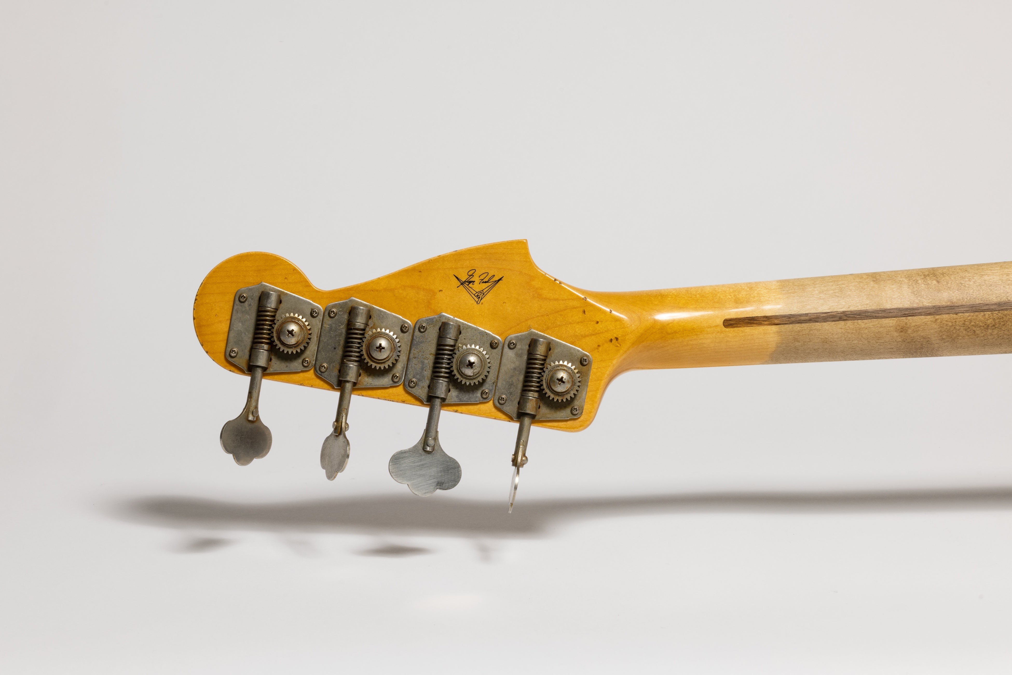 ルナシー　Jモデル LUNA SEAベーシストJの新シグネイチャーモデル2機種が発売