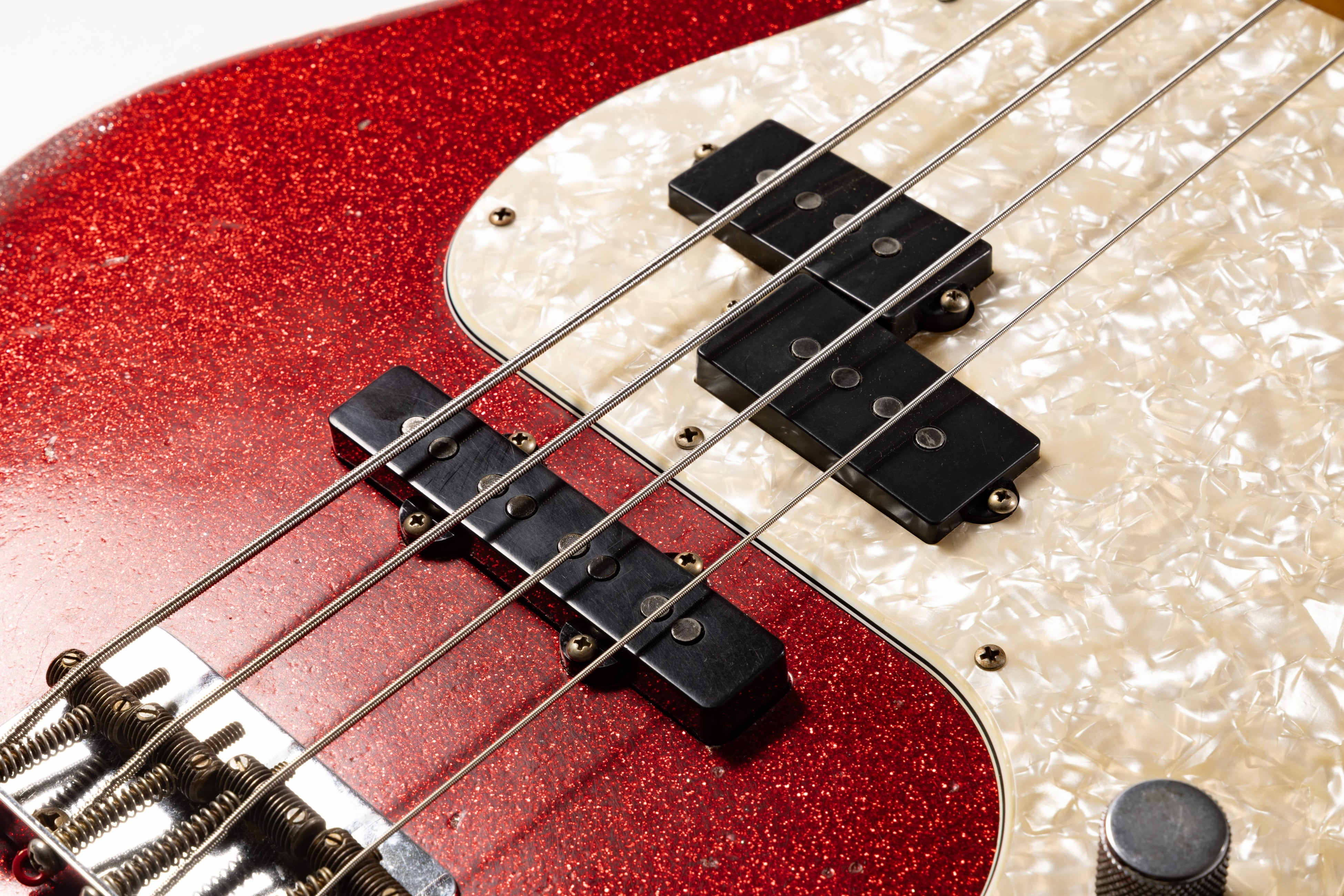 LUNA SEA ベーシスト Jの新シグネイチャーモデル2機種2025年10月13日