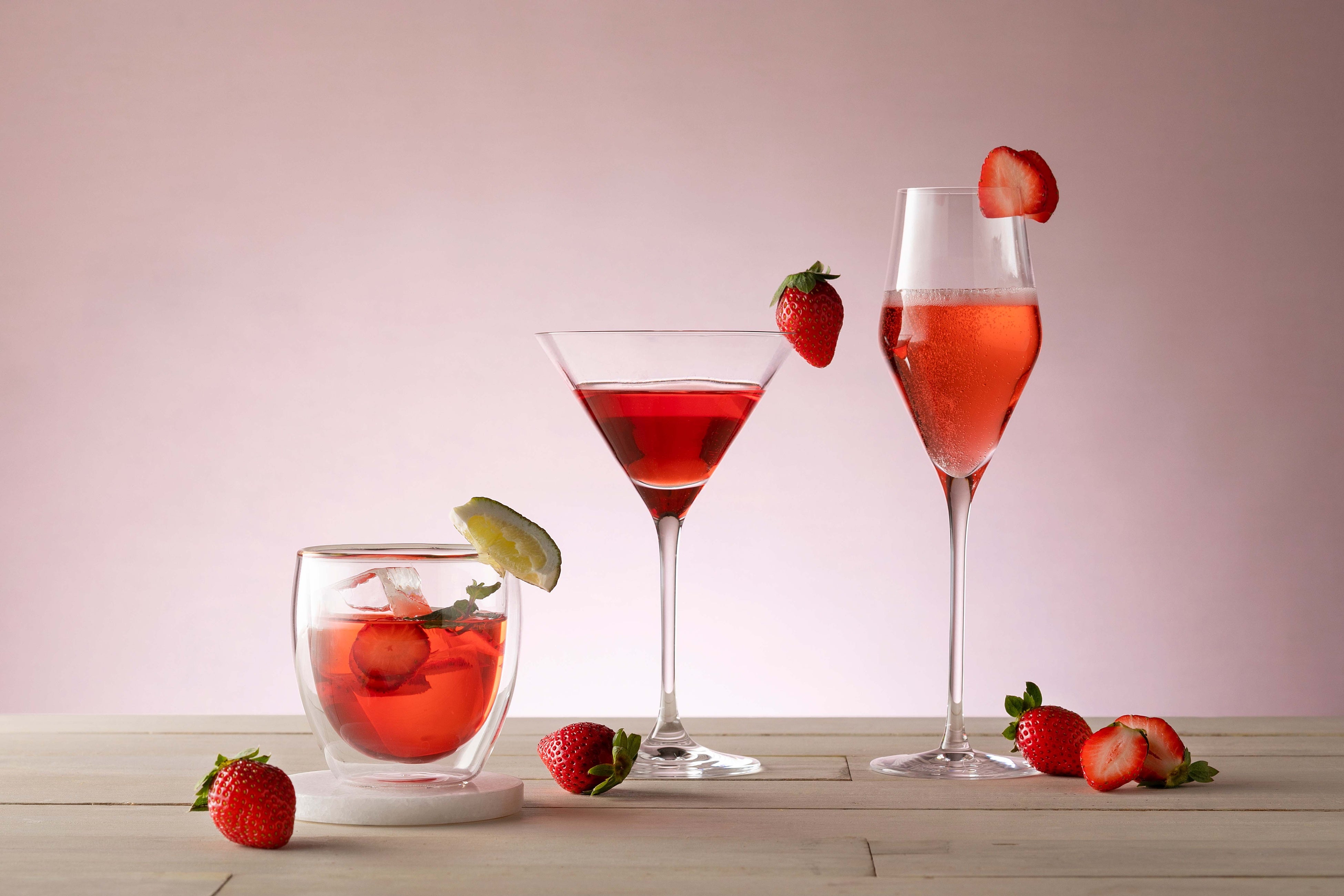 「ストロベリーカクテル」イメージ