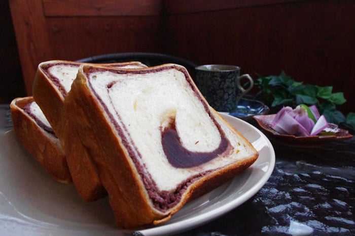 〈PANTES〉あん食パン（こしあん・つぶあん）