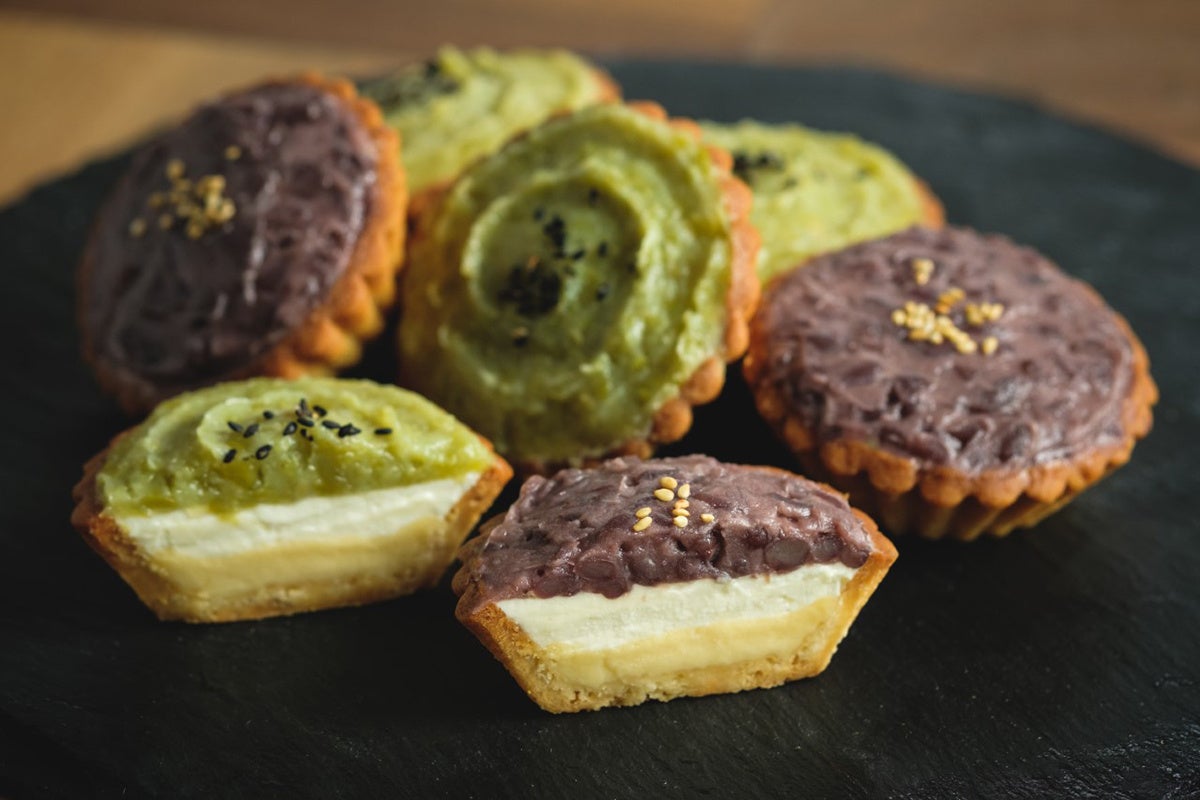 〈どるちぇ ど さんちょ〉あんこチーズタルト、ずんだあんチーズタルト