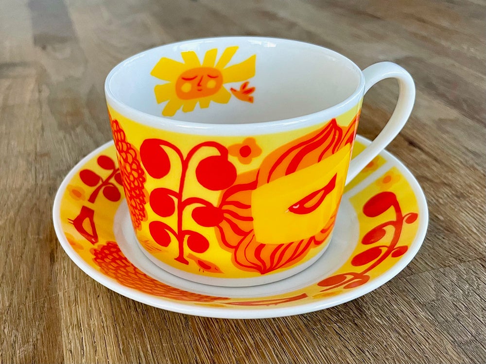 マッティ・ピックヤムサ　カップ＆ソーサー オンネリネン