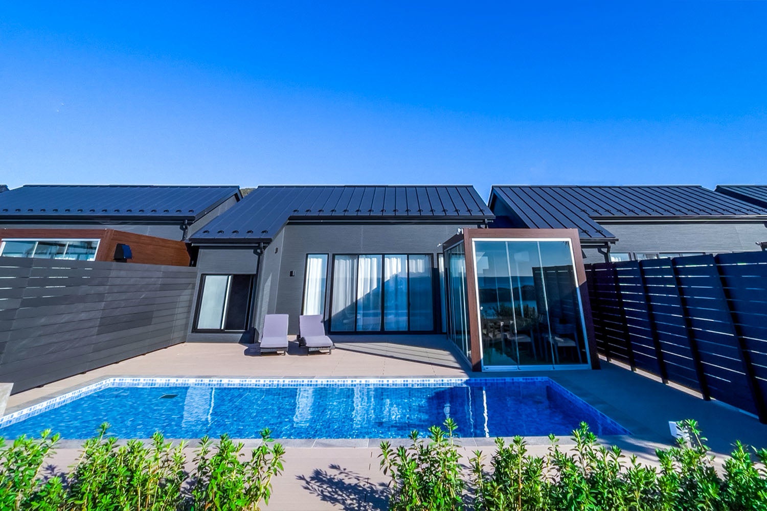 オーシャンヴィラ藍水