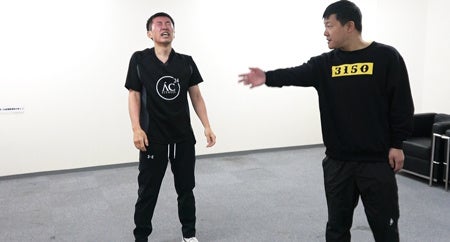 トレーナーの亀田大毅氏による基礎練習指導