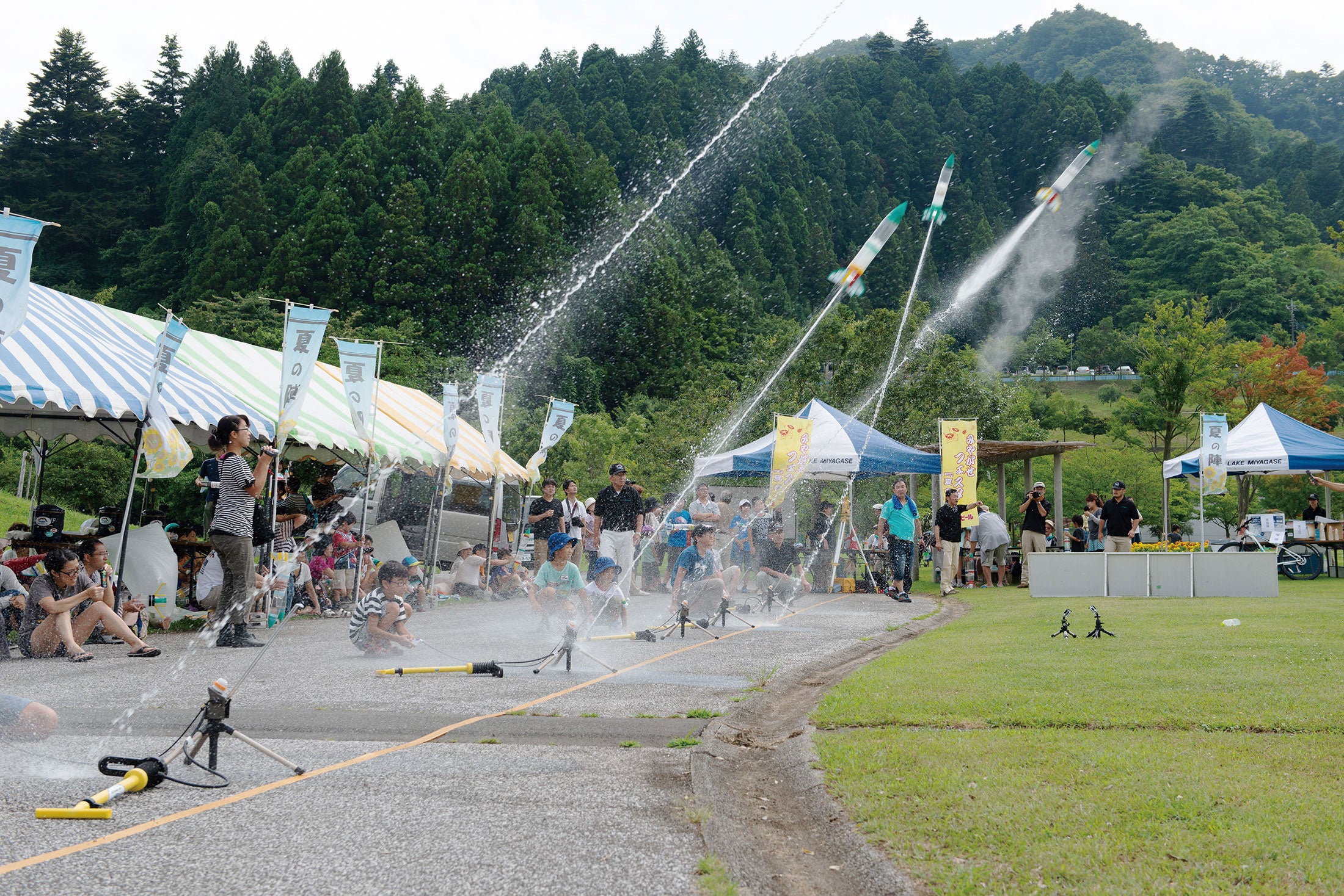 ロケットを実際に飛ばしている様子