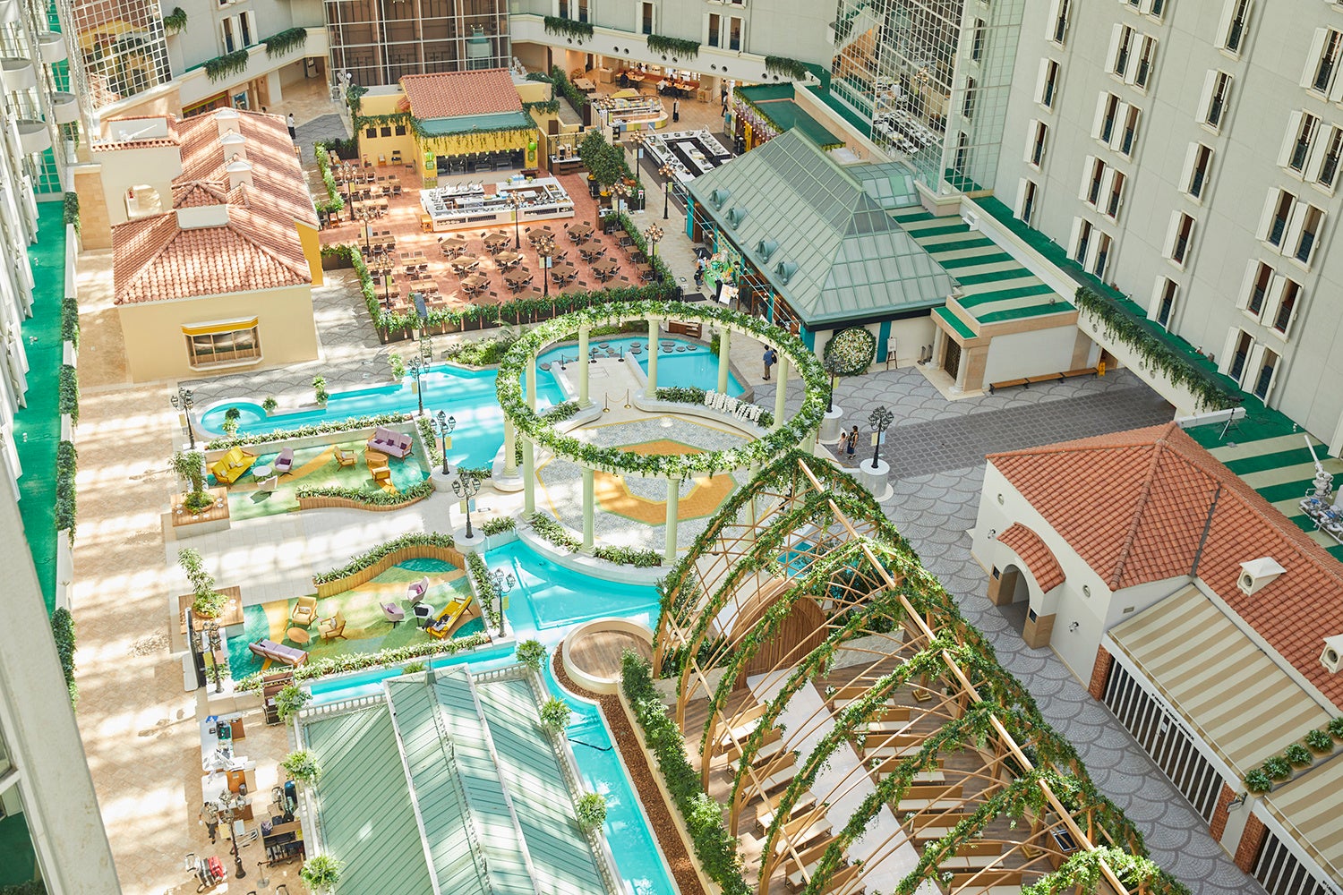 改装した3階アトリウム