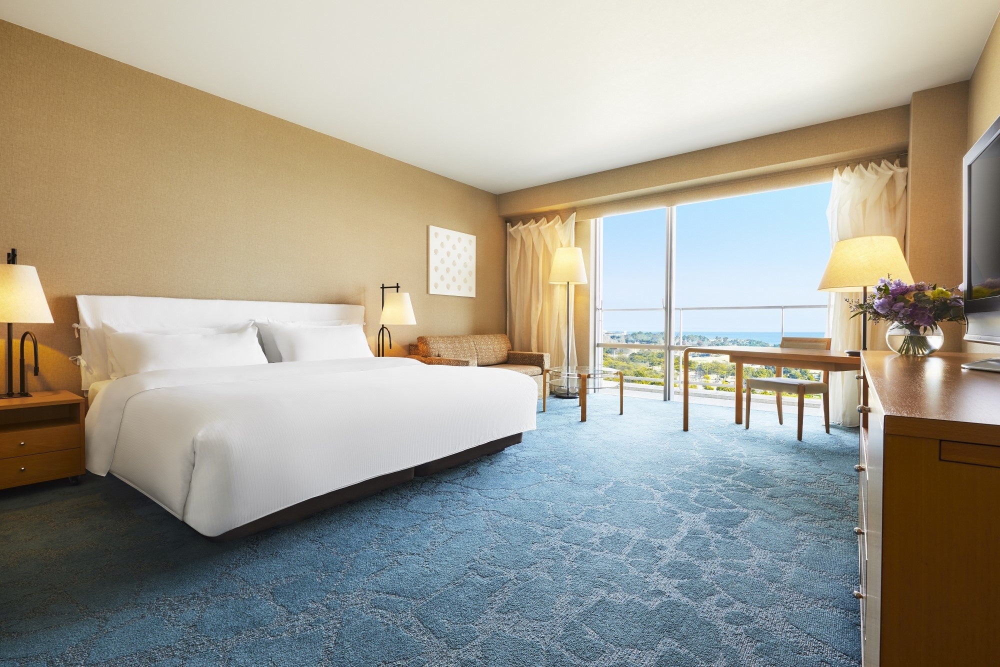 ラグジュアリールーム