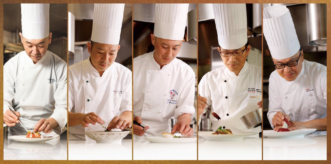 JRタワーホテル日航札幌　ホテル日航ノースランド帯広　統括総料理長 津田　敏治（右から2人目）ほかシェフ4名　