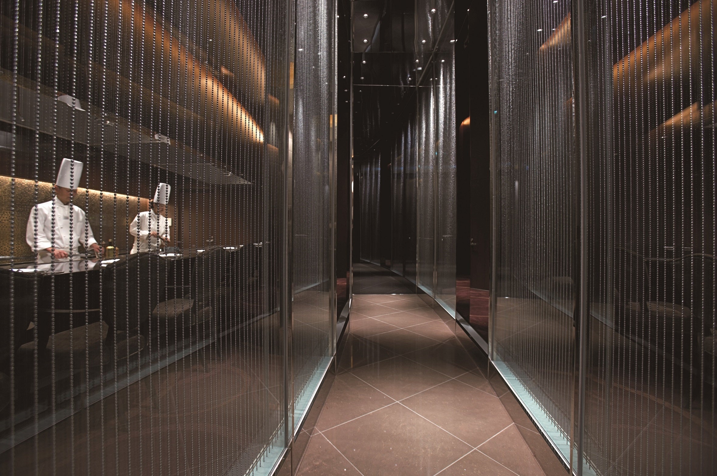 ファンダイニング「コッコラーレ」鉄板焼