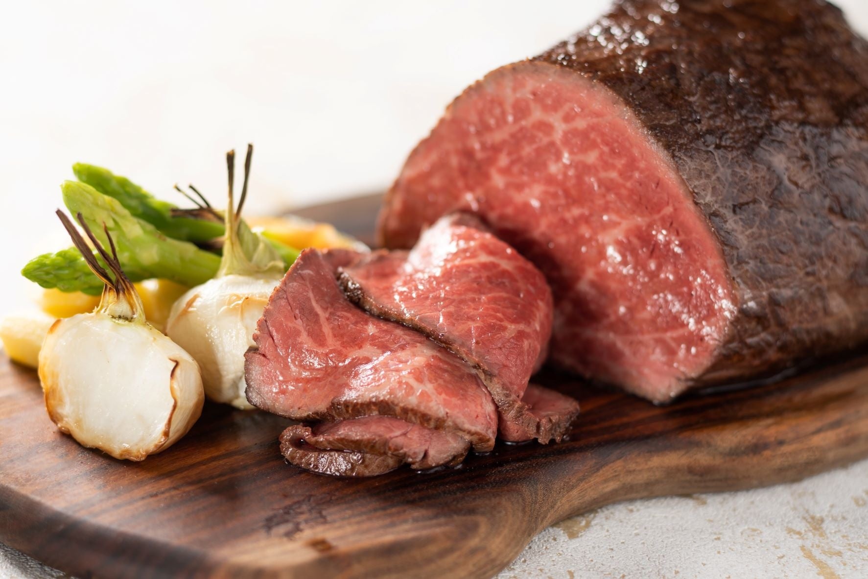 福岡県産ブランド牛「博多和牛のローストビーフ」（ディナー）