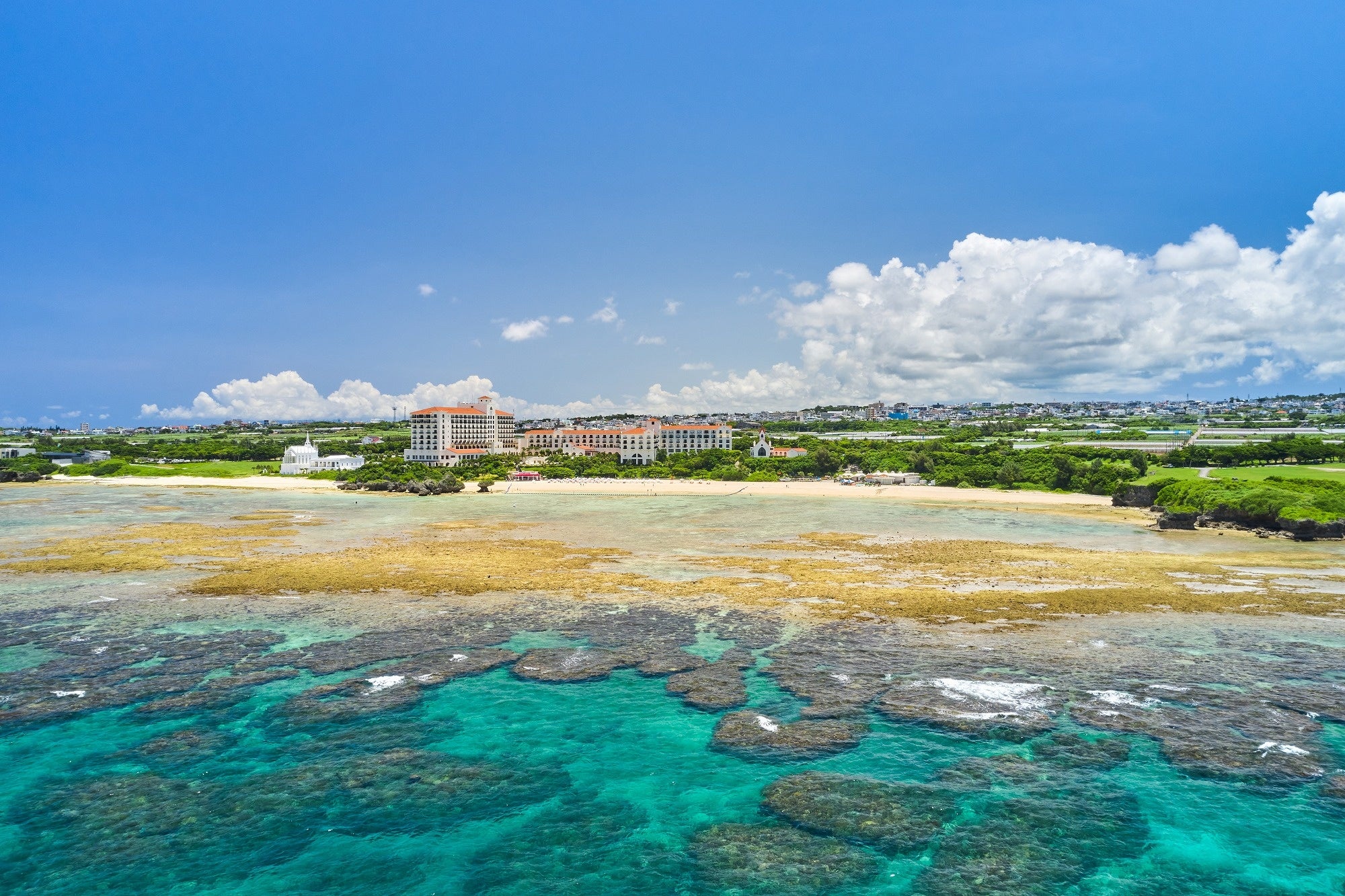 干潮時のニライビーチ