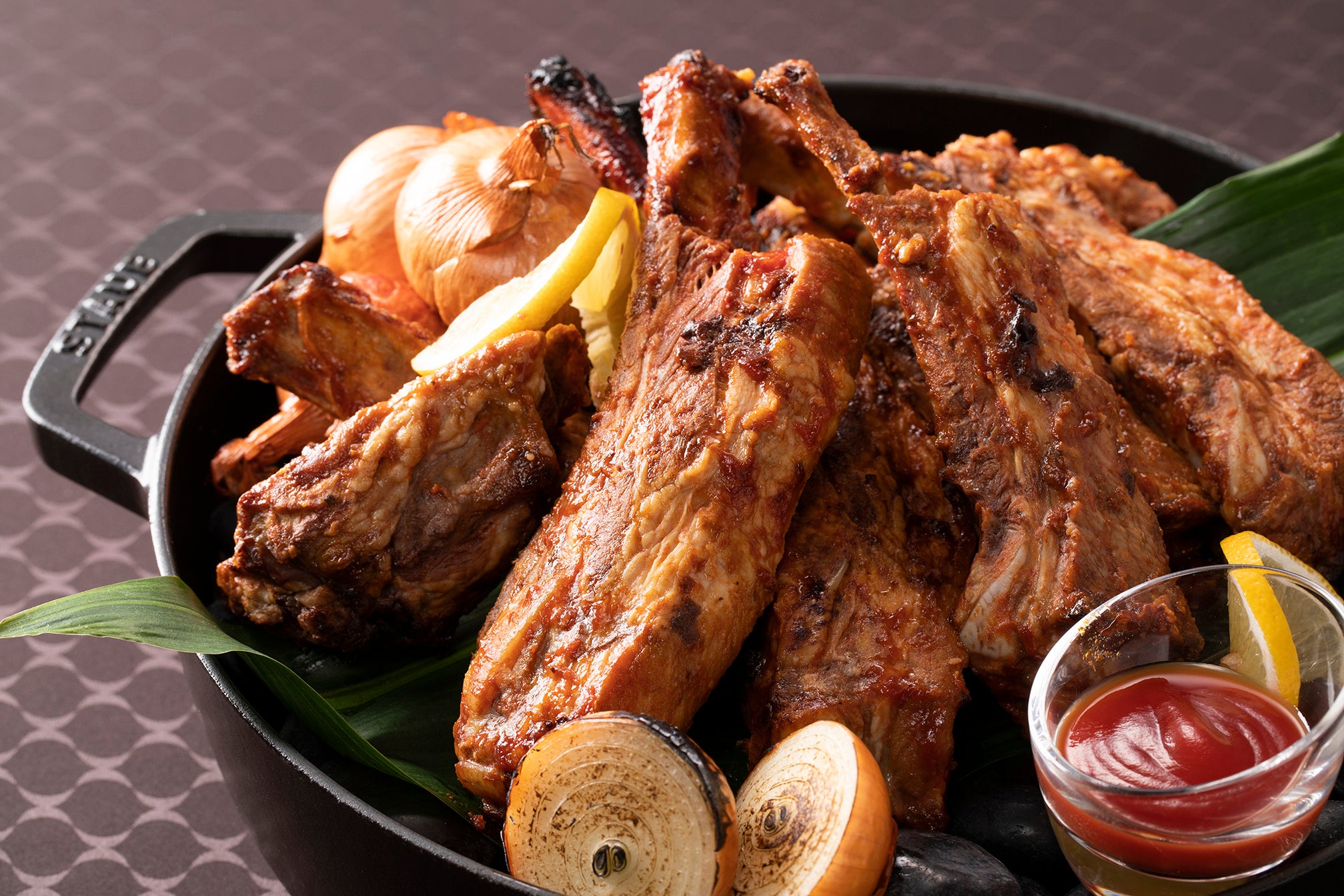 スペアリブのグリル スパイス香るBBQソース