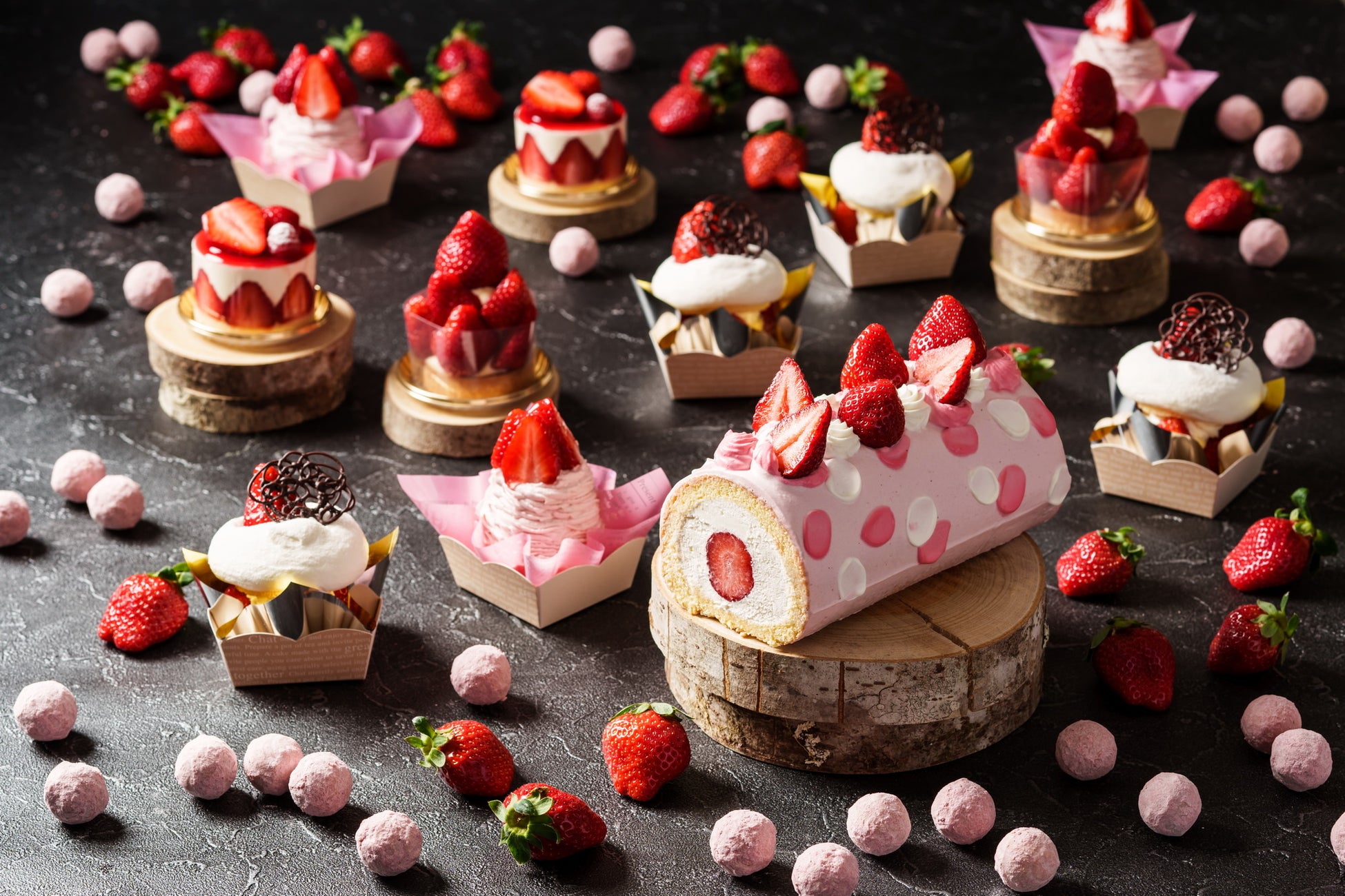 博多あまおうのスイーツ各種