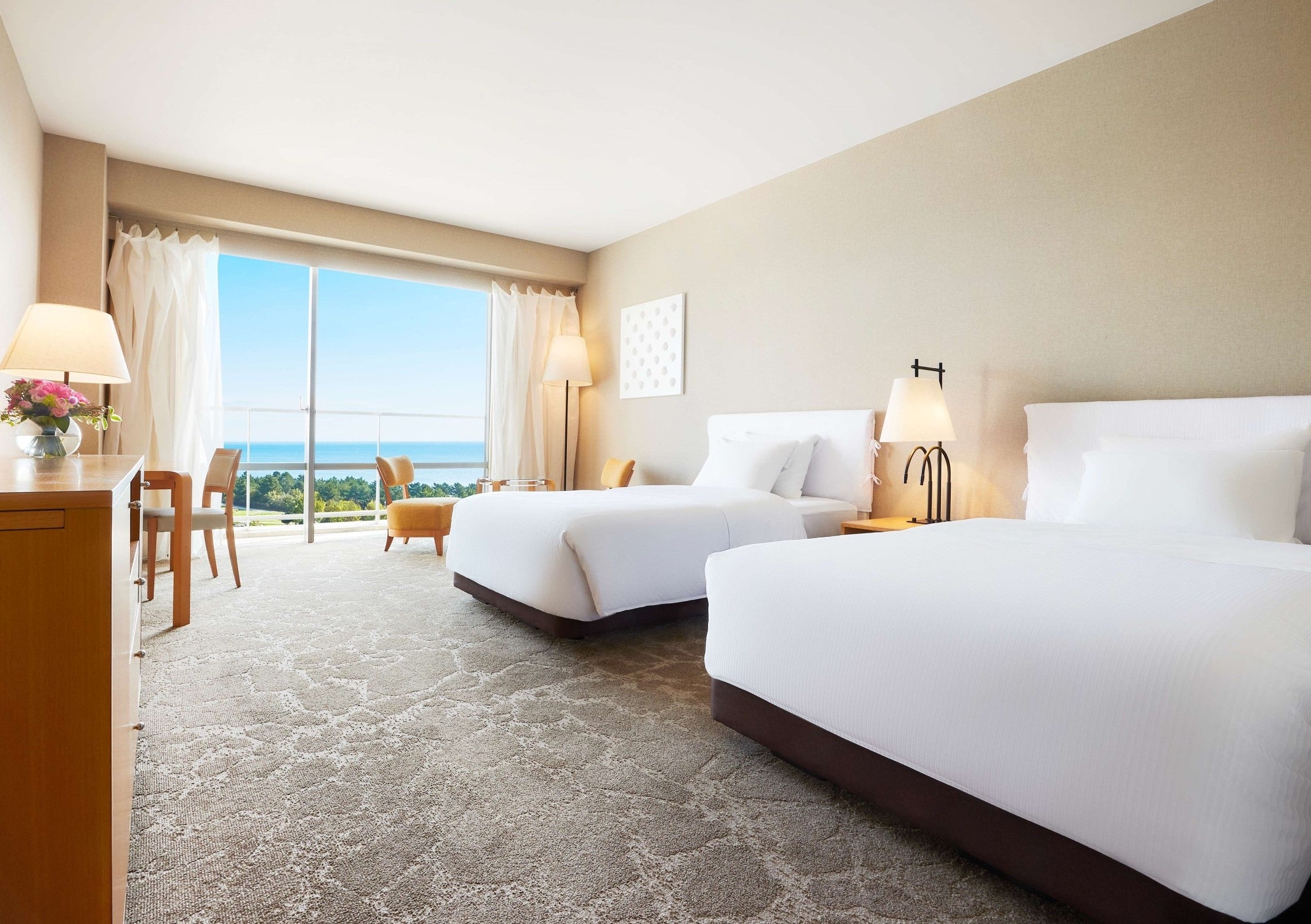 デラックスルーム