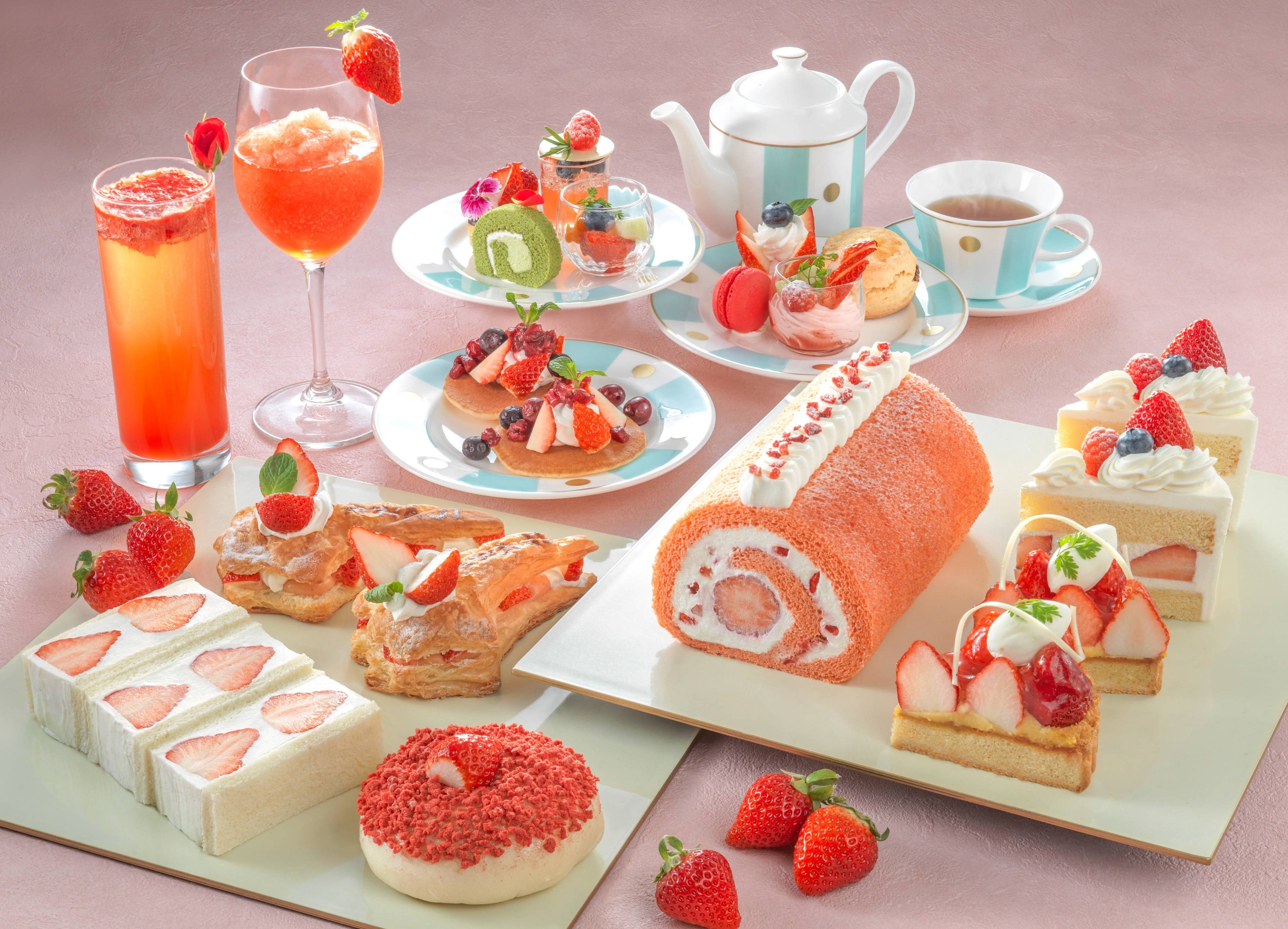 ロビーラウンジ「ルッチョラ」苺スイーツイメージ