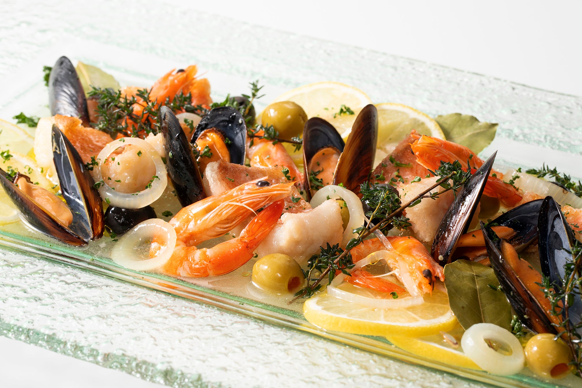 魚介の地中海風マリネ (白身魚、ムール貝、エビ)