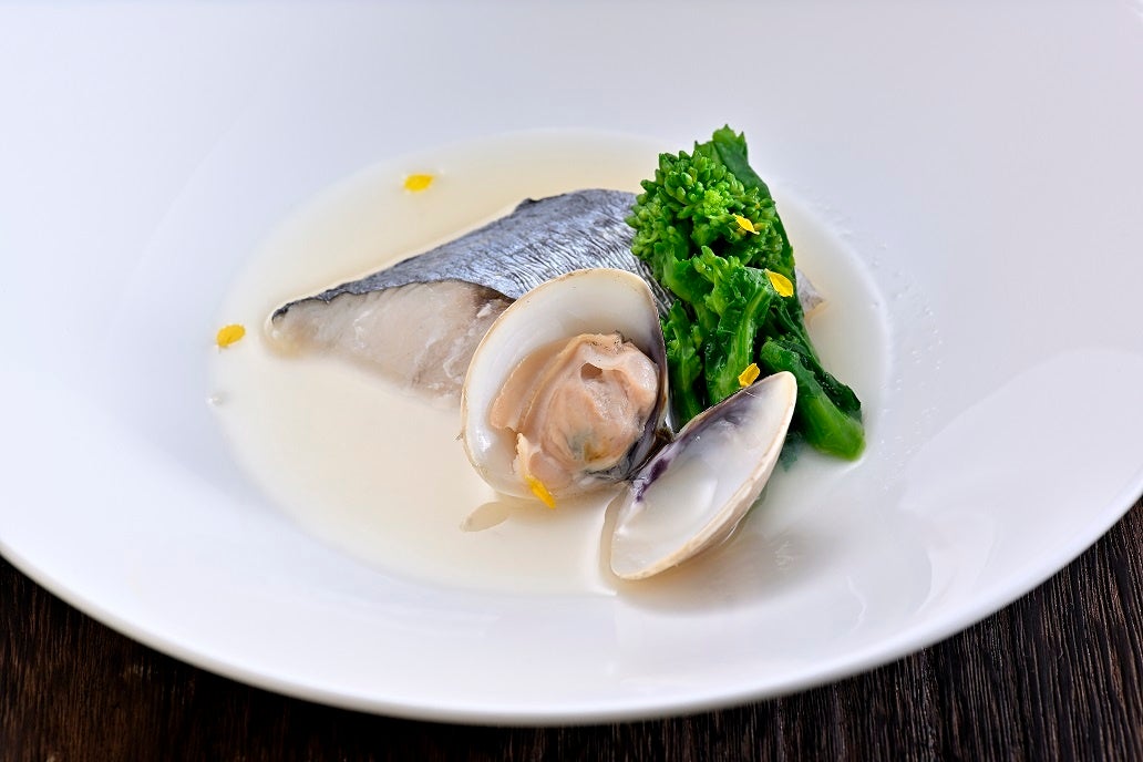 鰆とハマグリと菜の花のナージュ