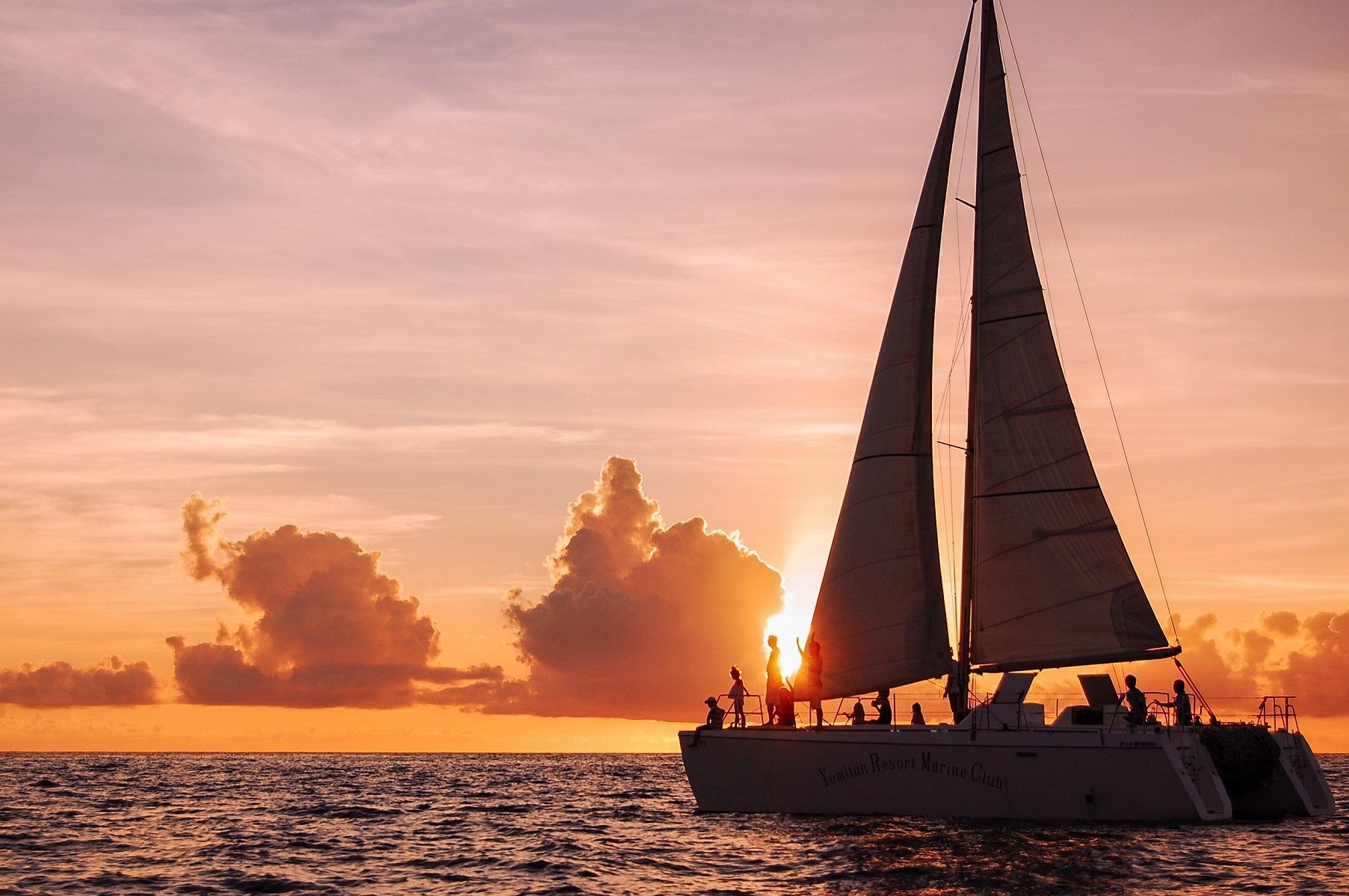 サンセットセーリング イメージ