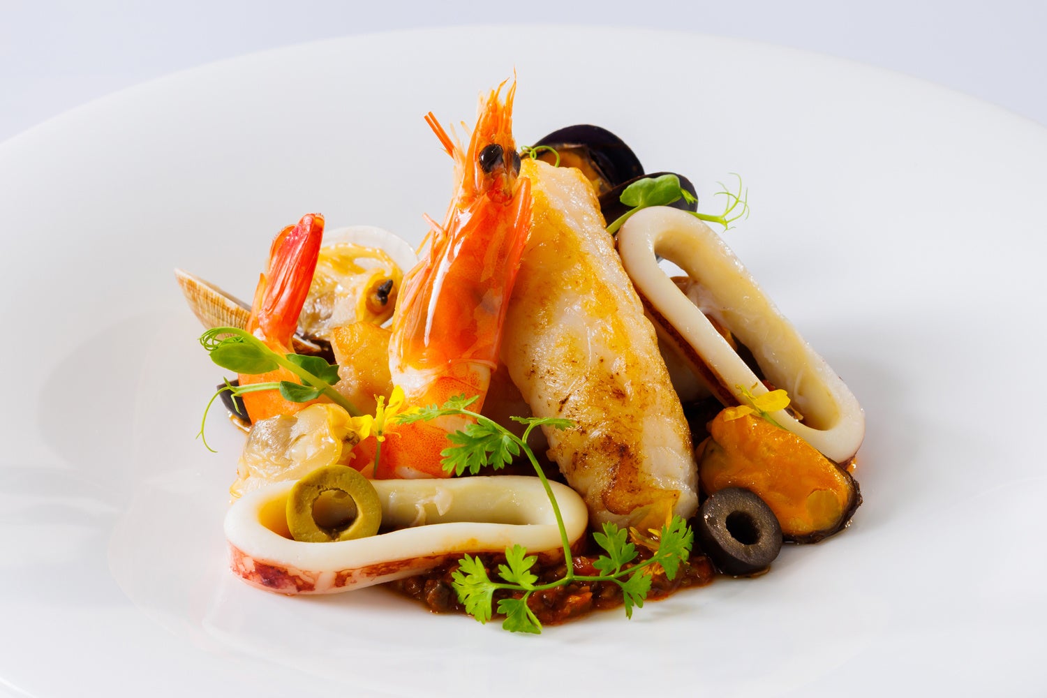 魚介のグリル プッタネスカソース