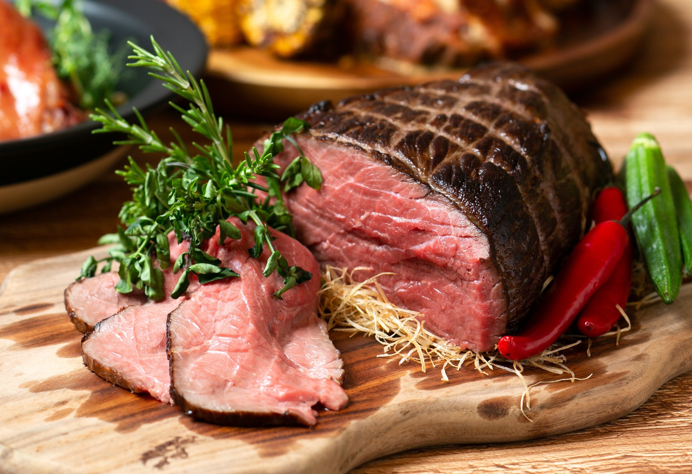 〈ディナー〉3日間限定でやまゆり牛のローストビーフ