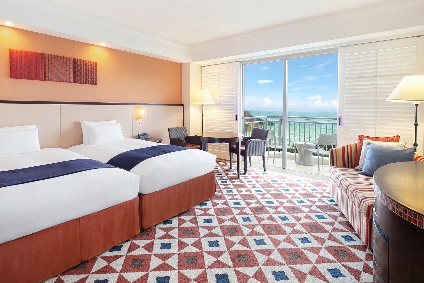 客室一例：プレミアツイン